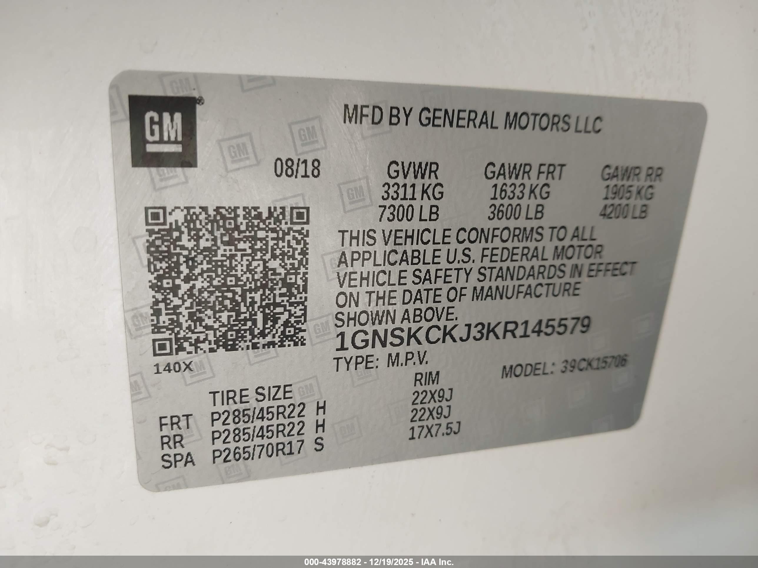 CHEVROLET TAHOE image 9