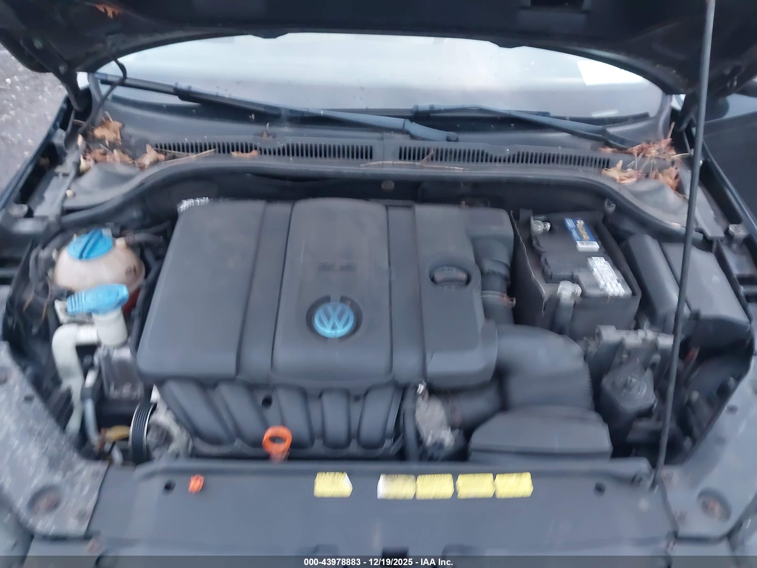 VOLKSWAGEN JETTA image 10