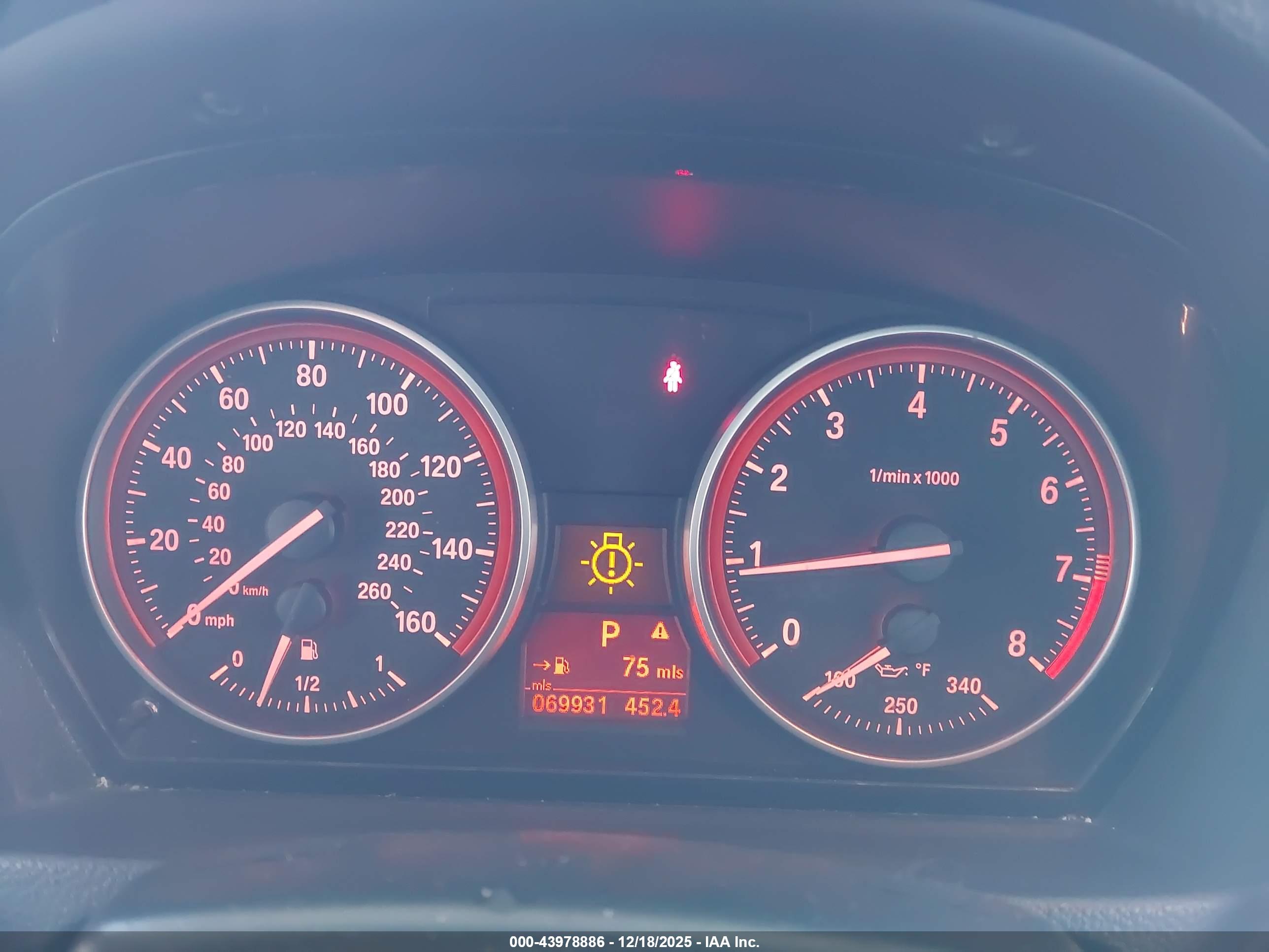BMW 328I image 7