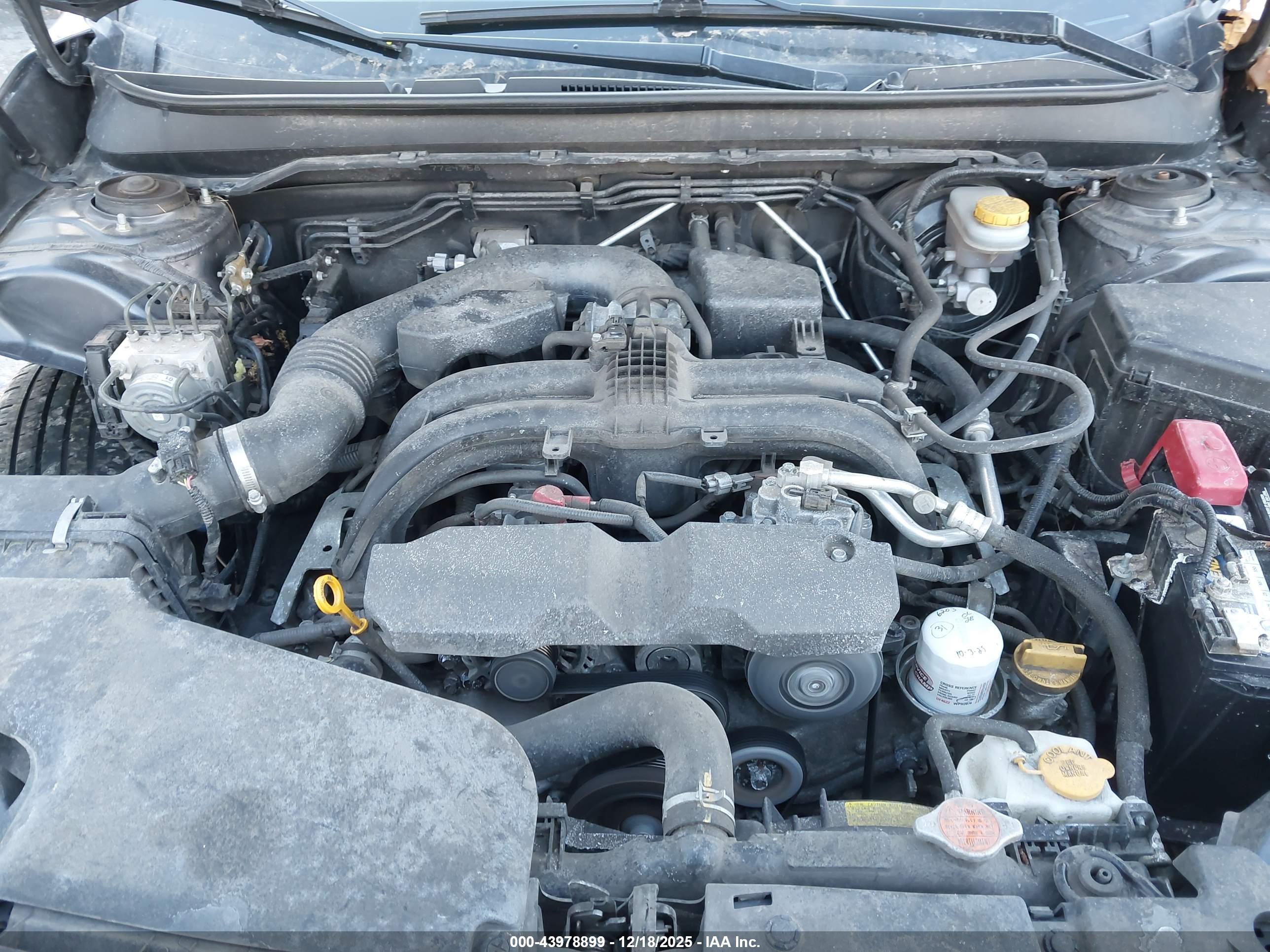 SUBARU OUTBACK image 10