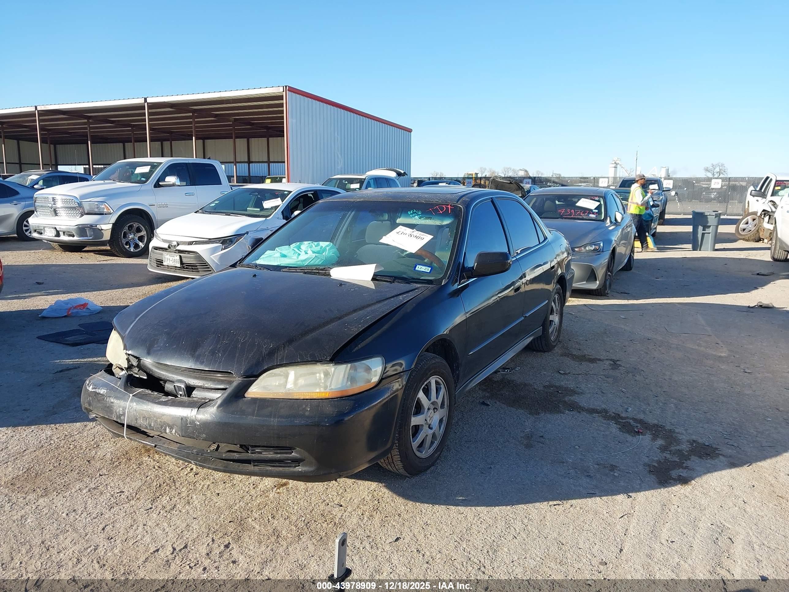 HONDA ACCORD image 2