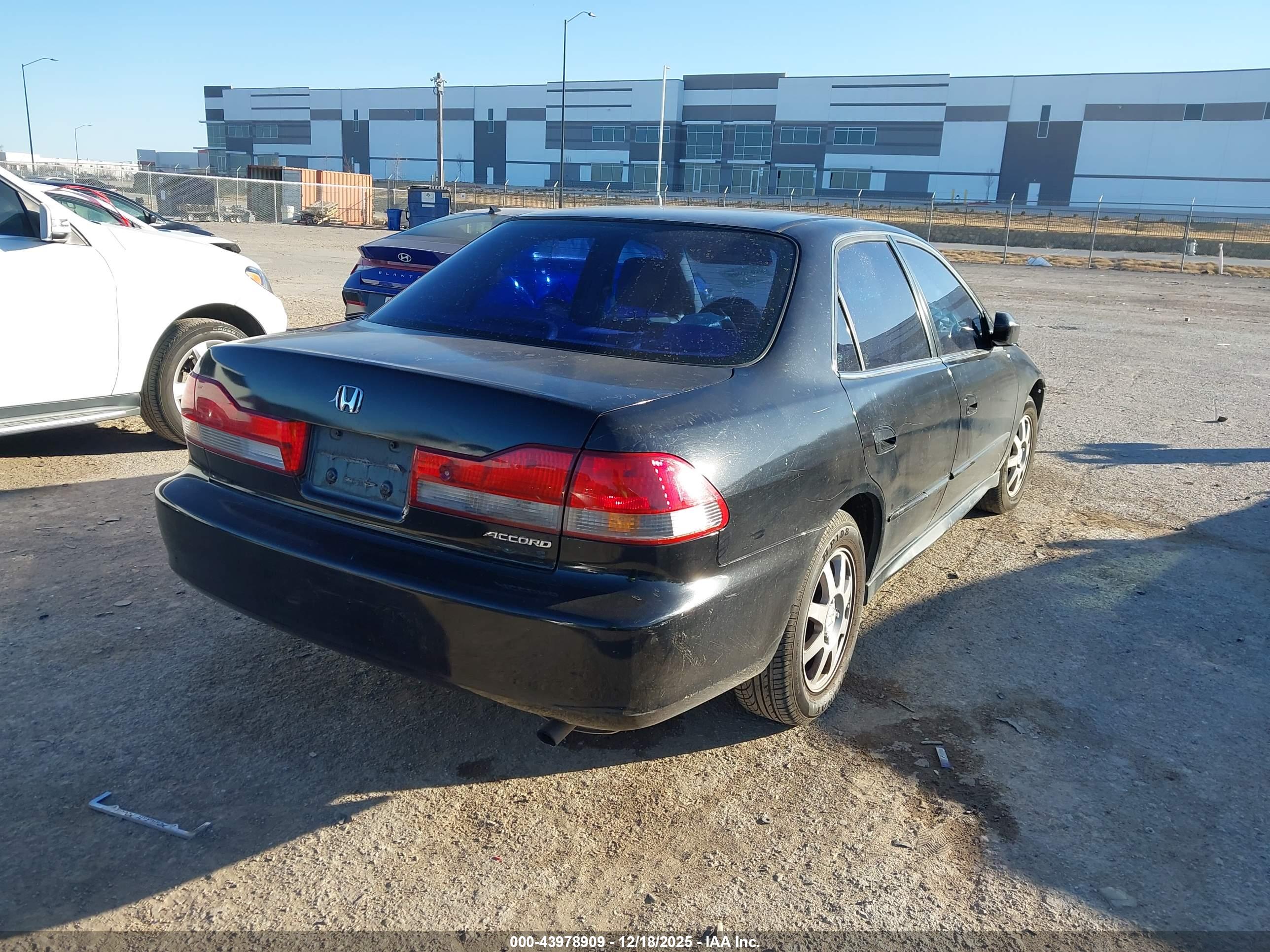 HONDA ACCORD image 4