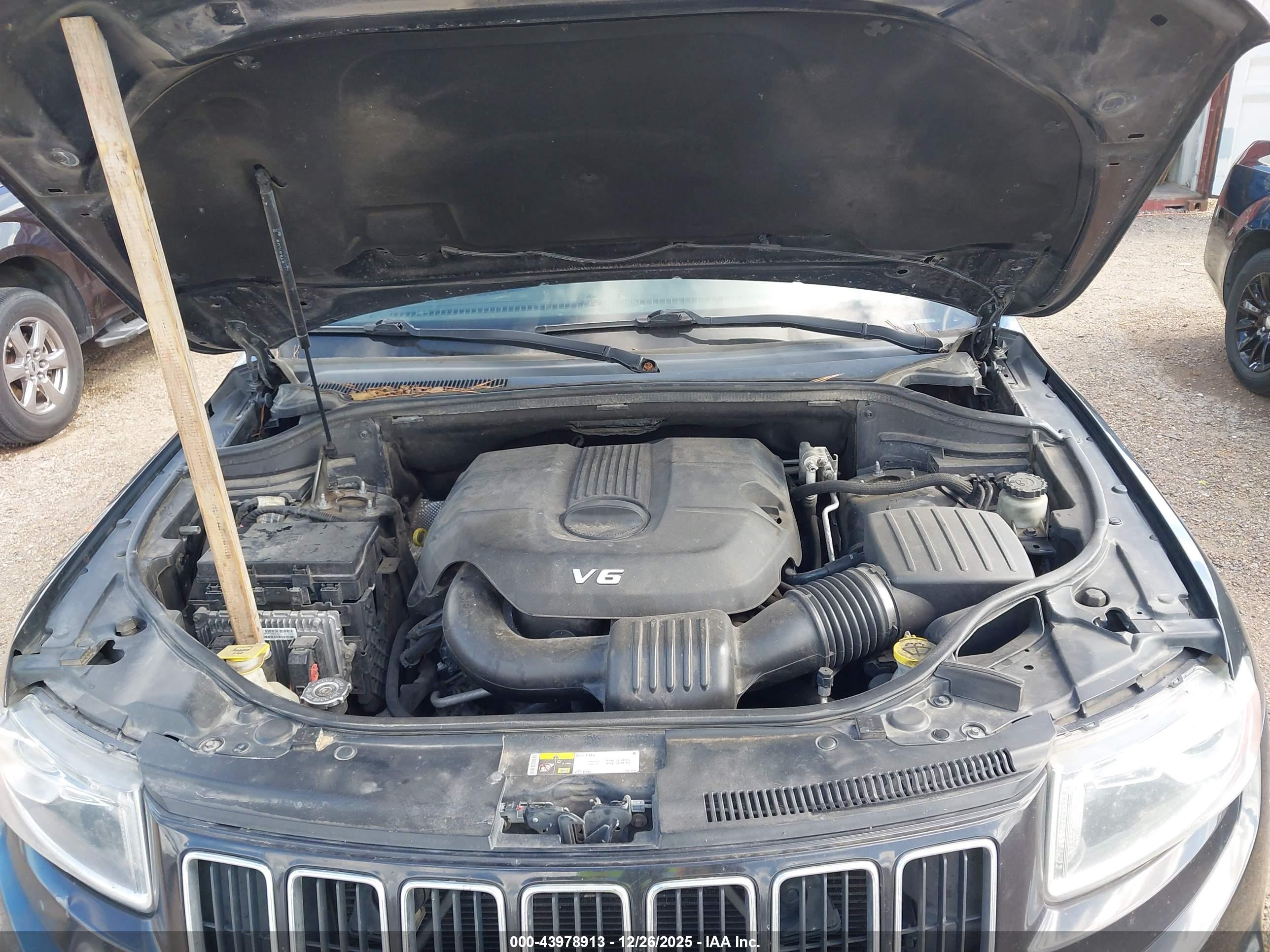 JEEP GRAND image 10