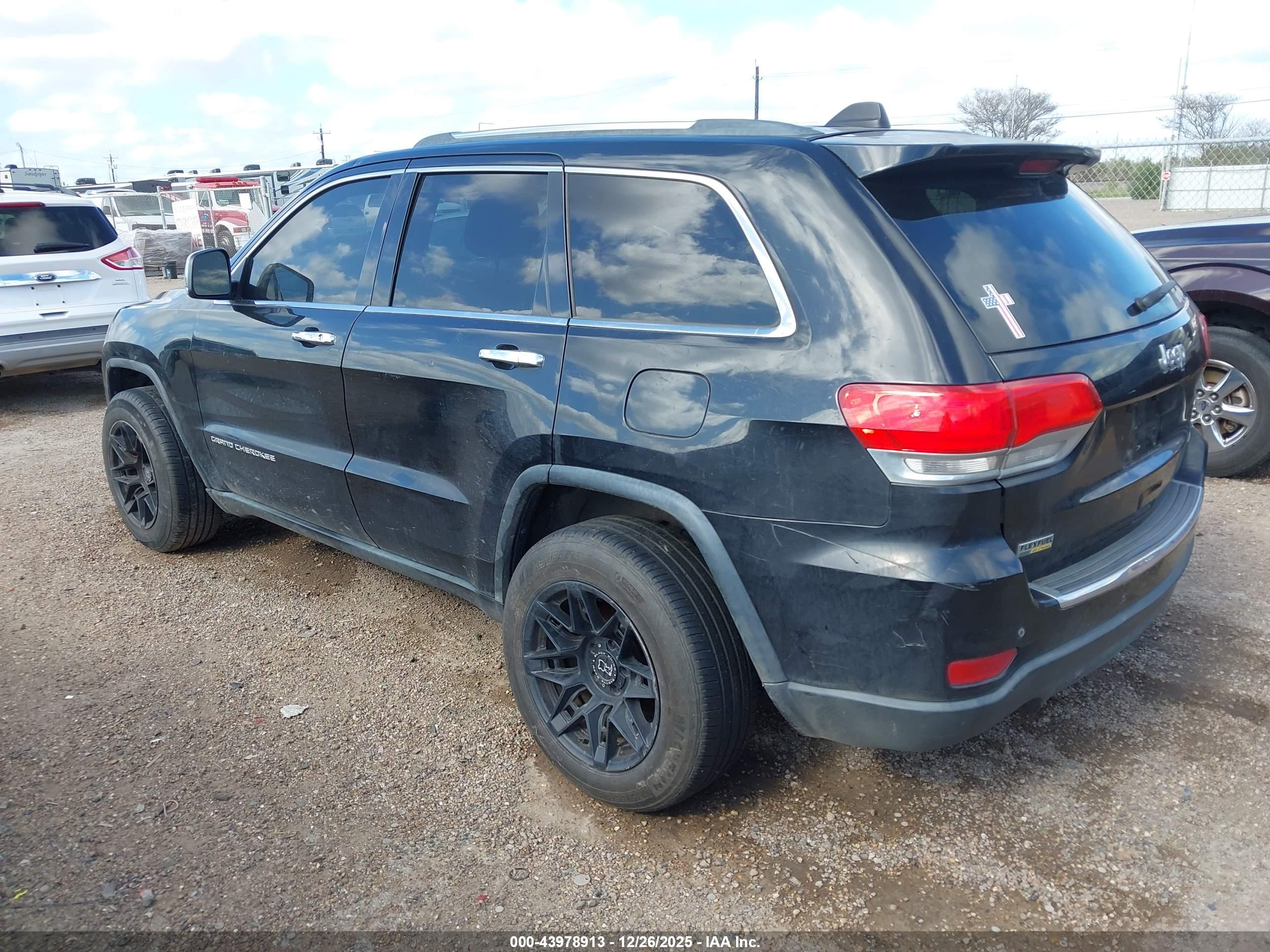 JEEP GRAND image 3