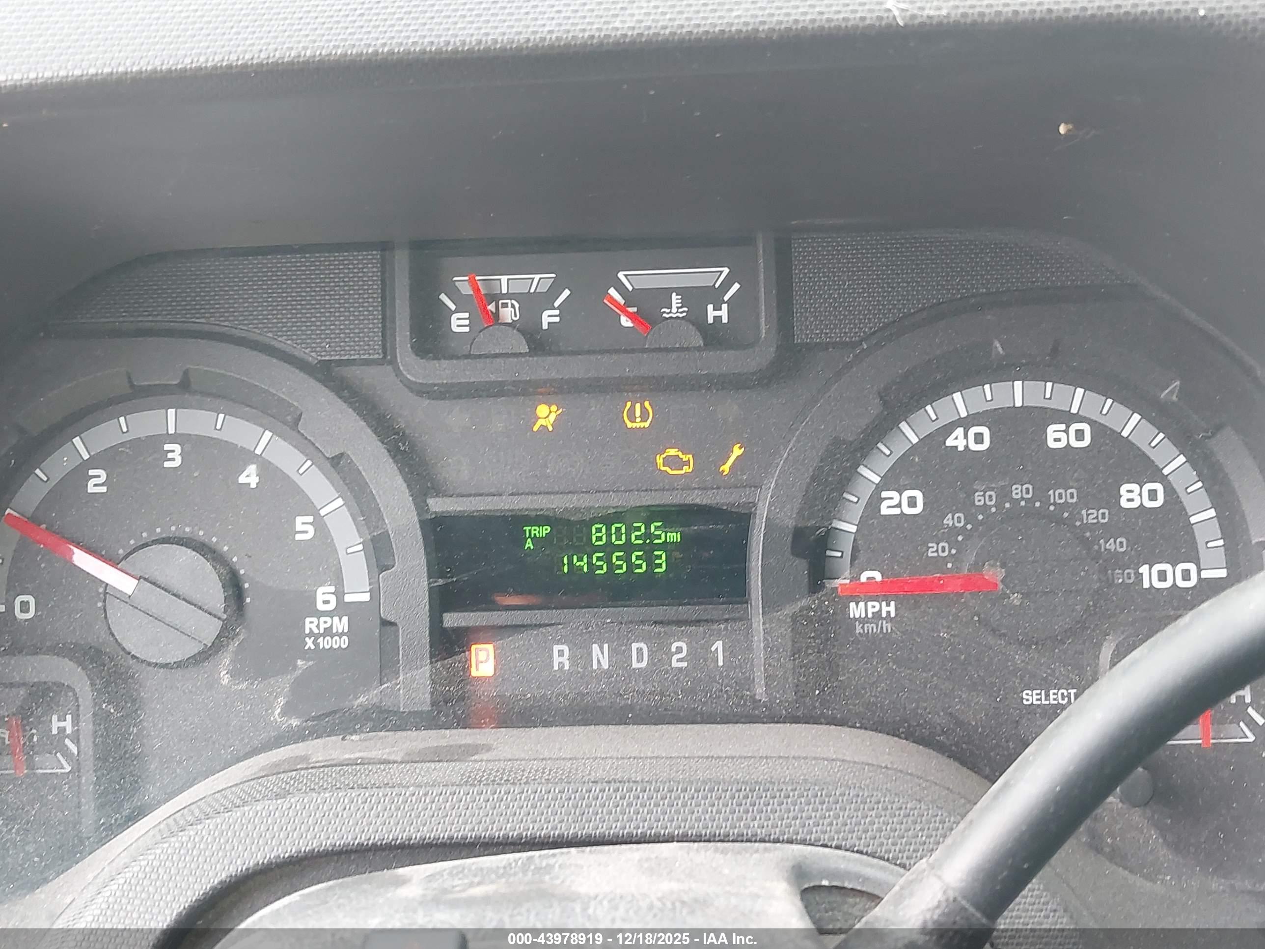 FORD E-250 image 7
