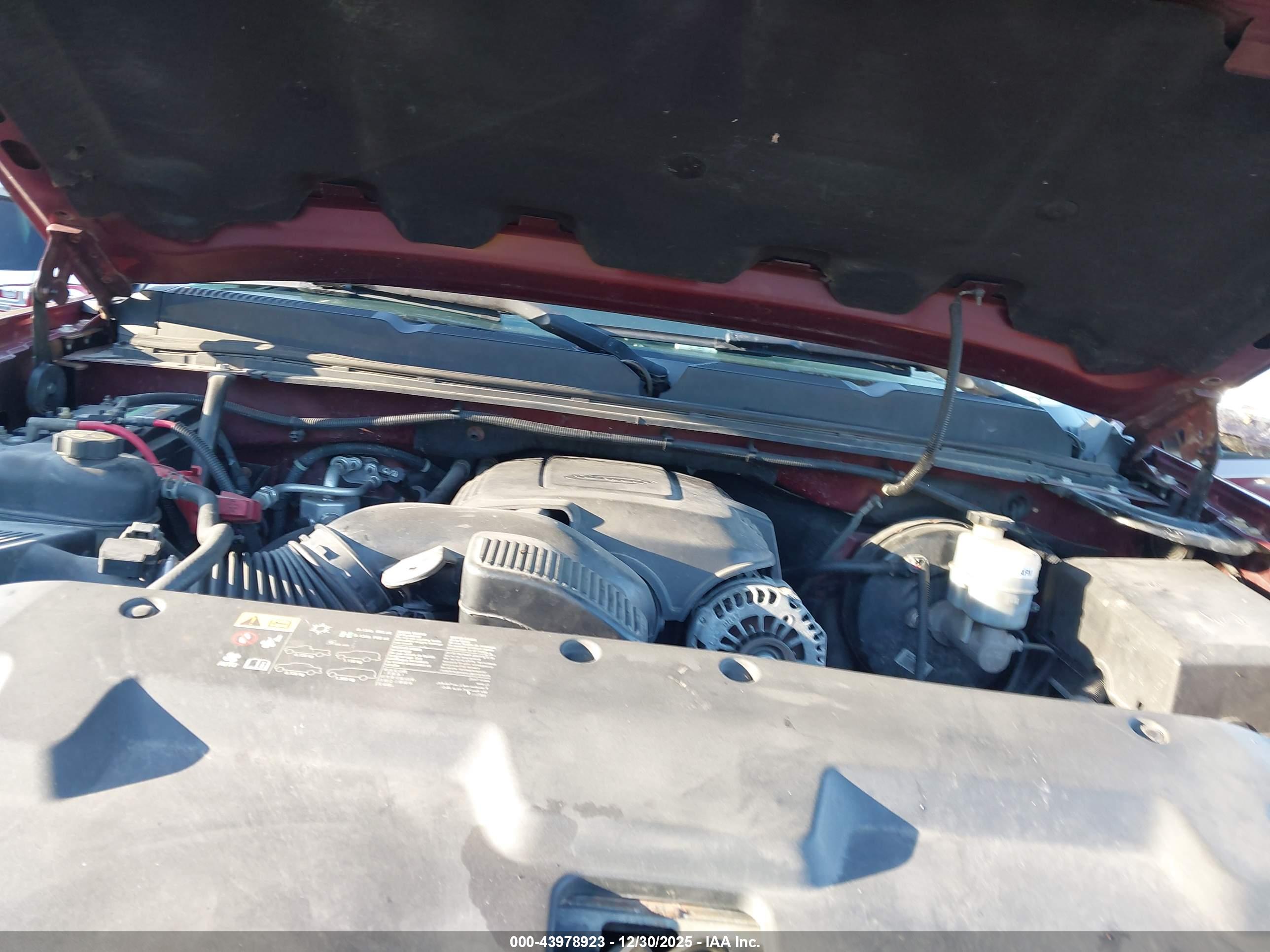 CHEVROLET SILVERADO image 10