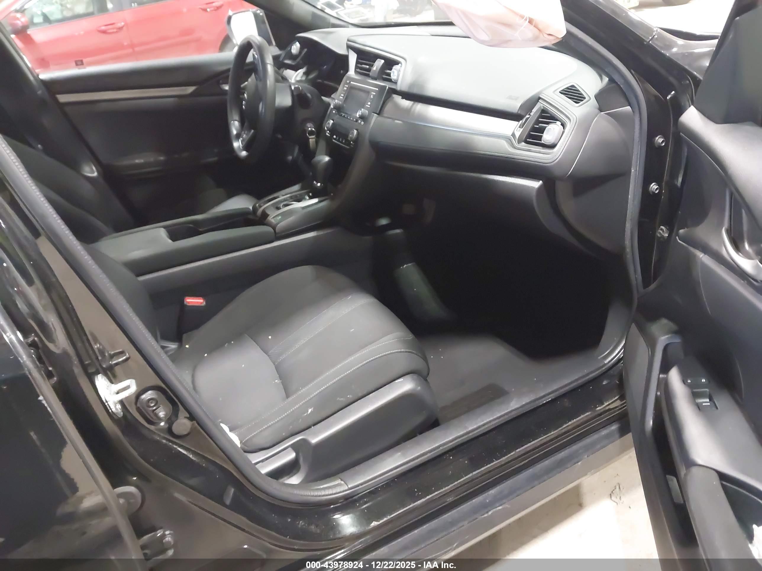 HONDA CIVIC image 5