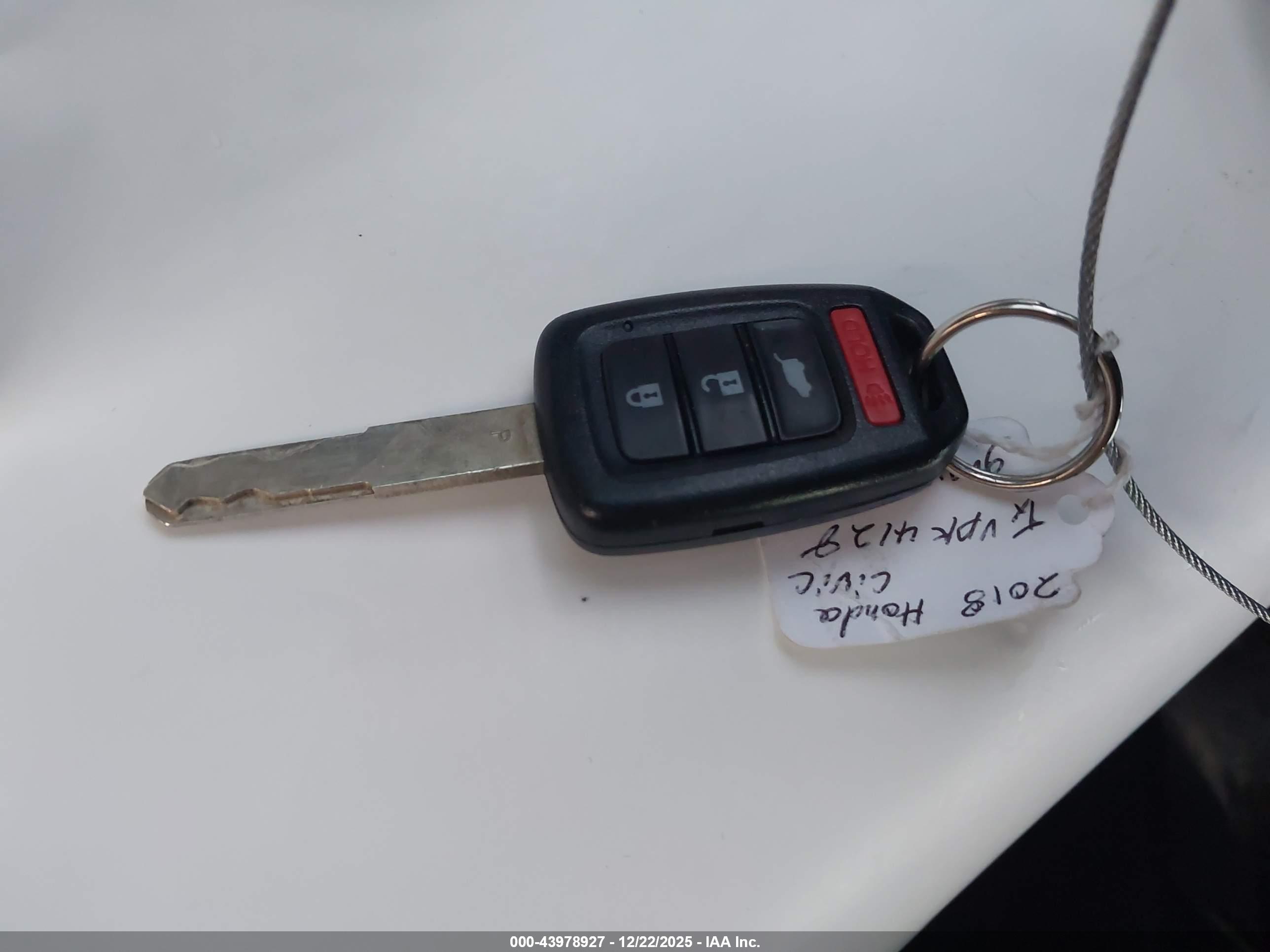 HONDA CIVIC image 11
