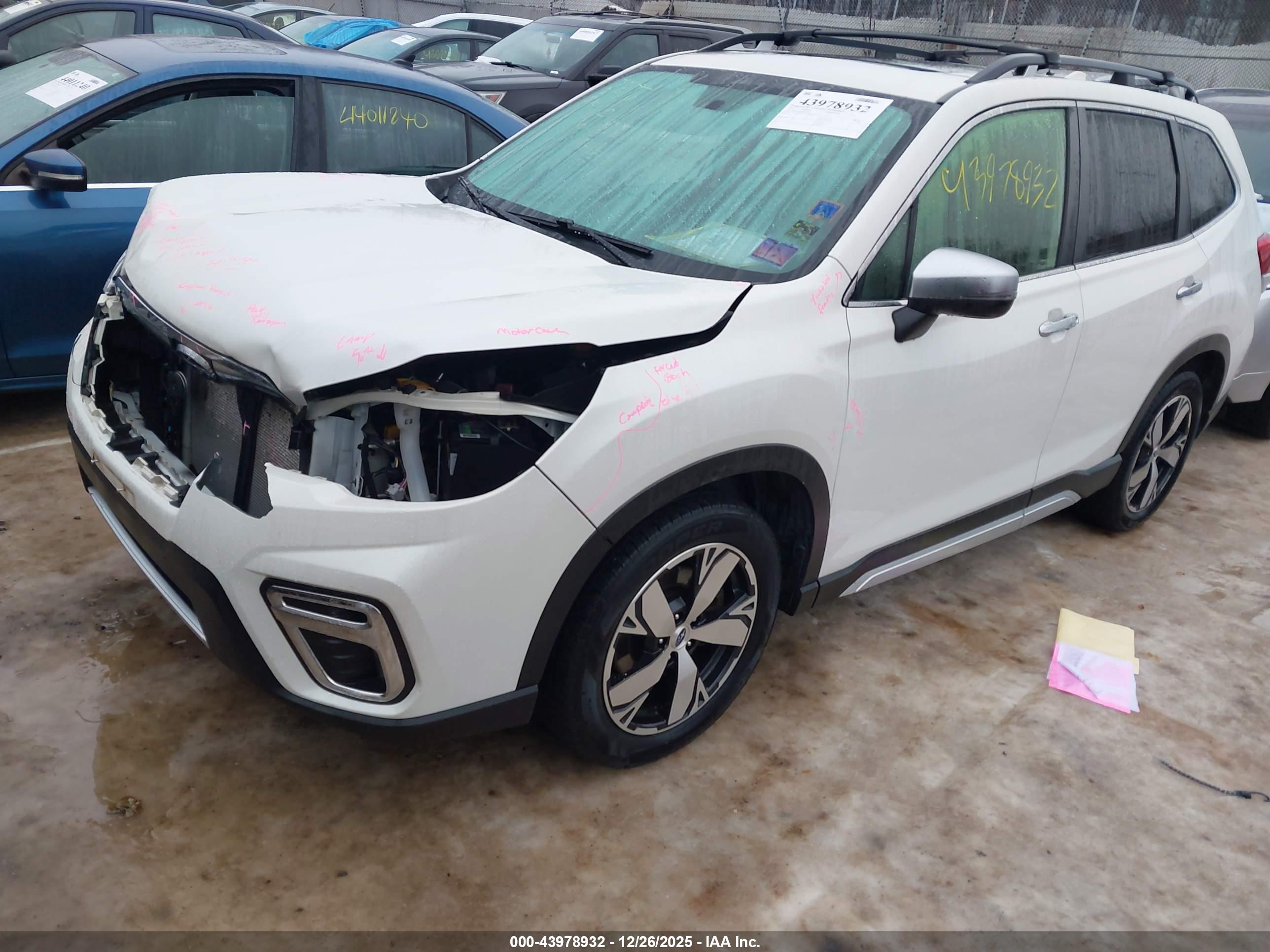 SUBARU FORESTER image 2