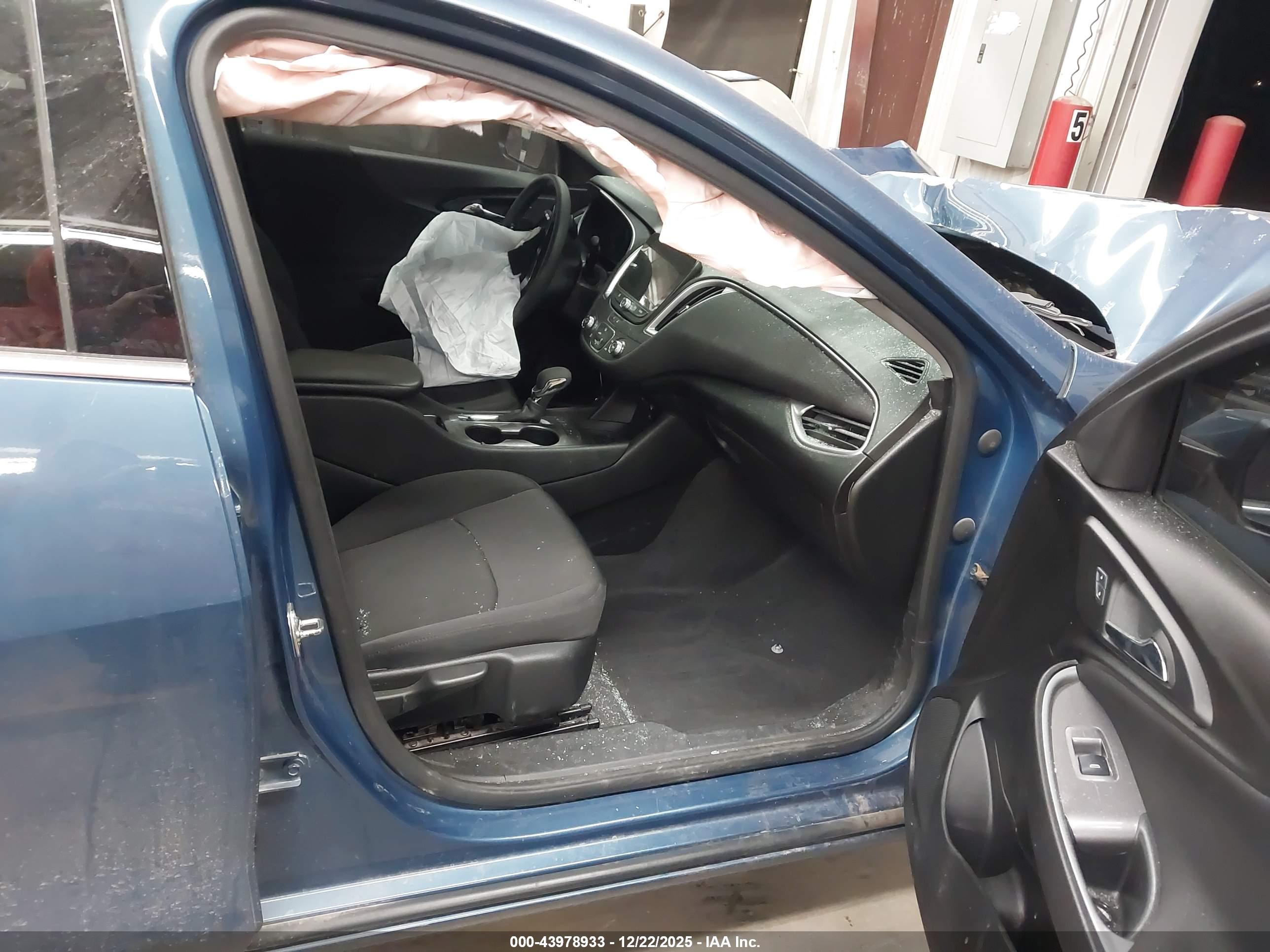 CHEVROLET MALIBU image 5