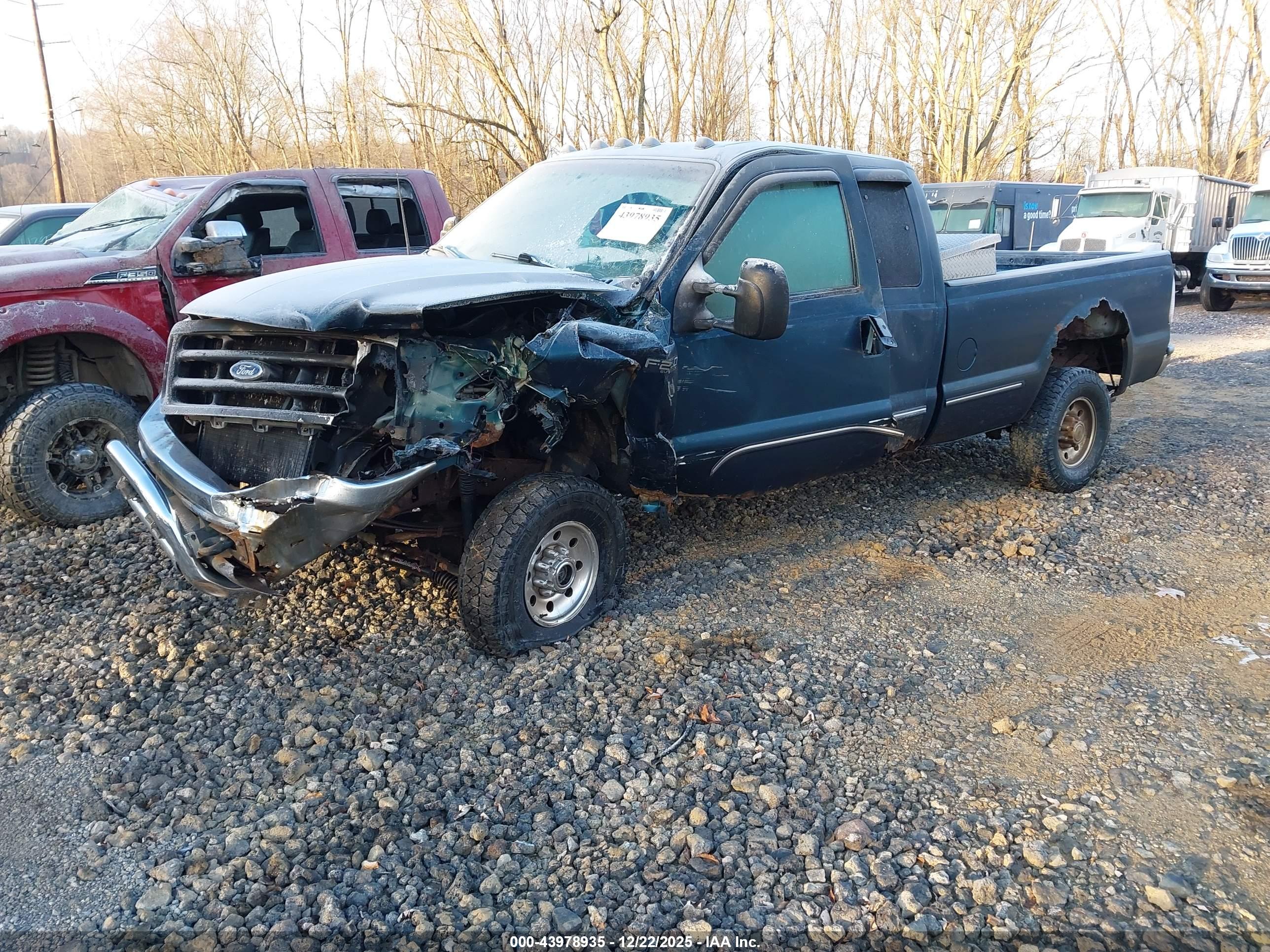 FORD F-250 image 2