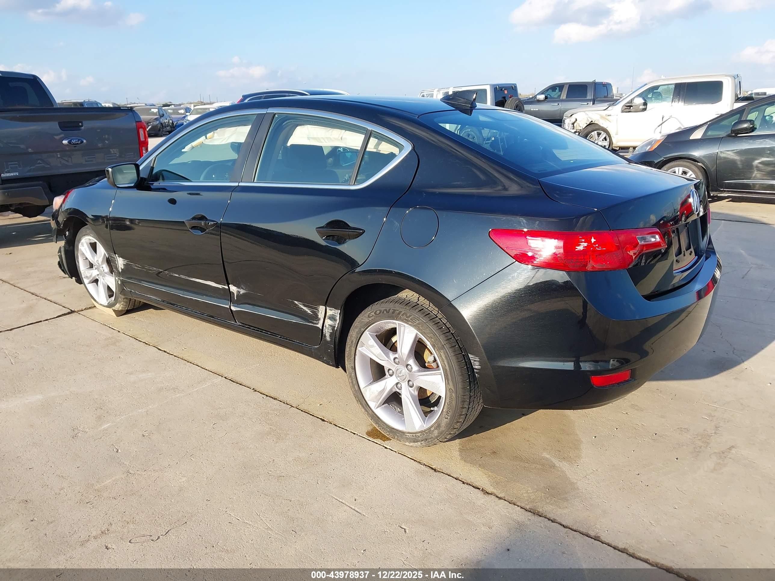 ACURA ILX image 3