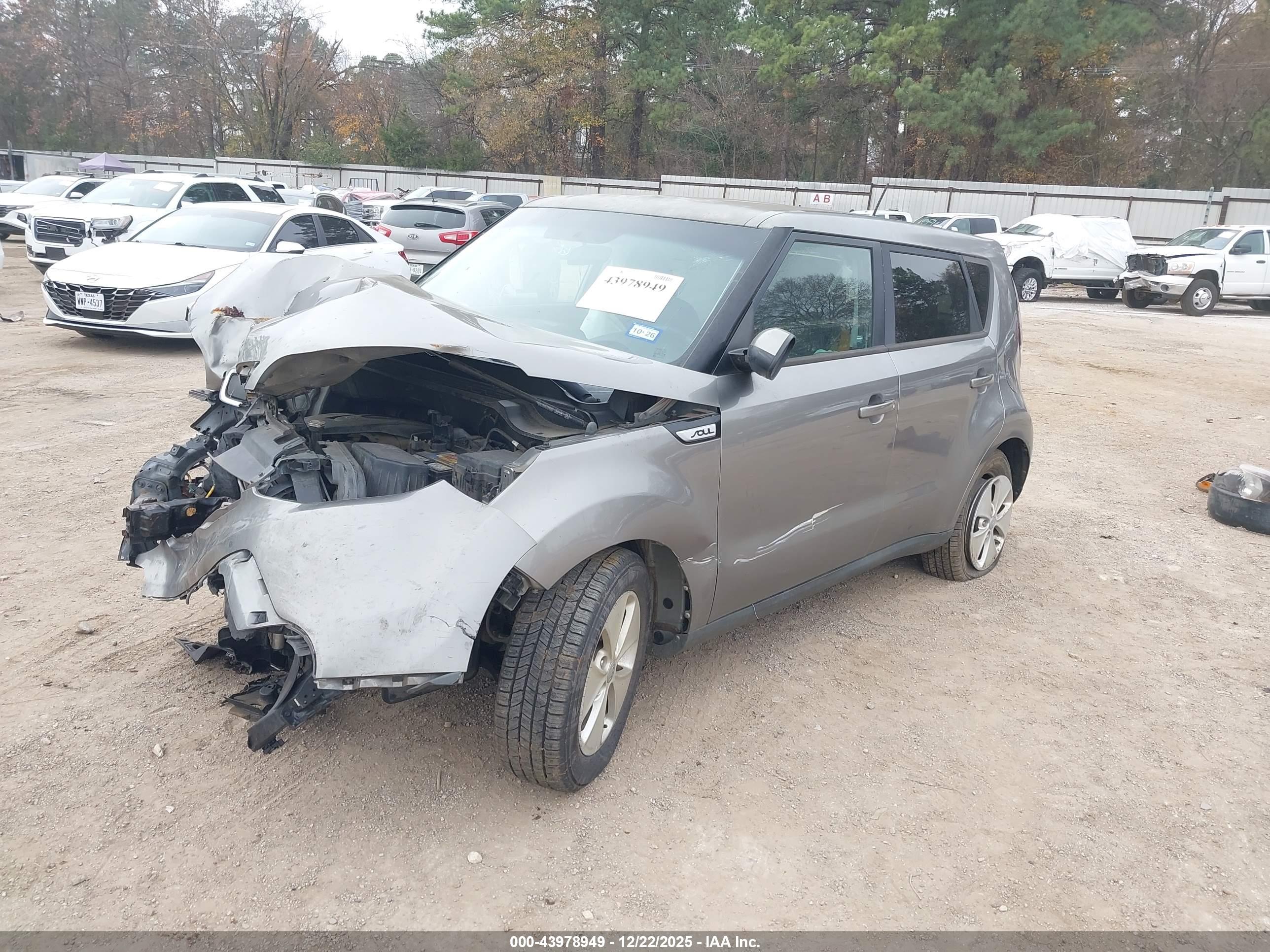 KIA SOUL image 2