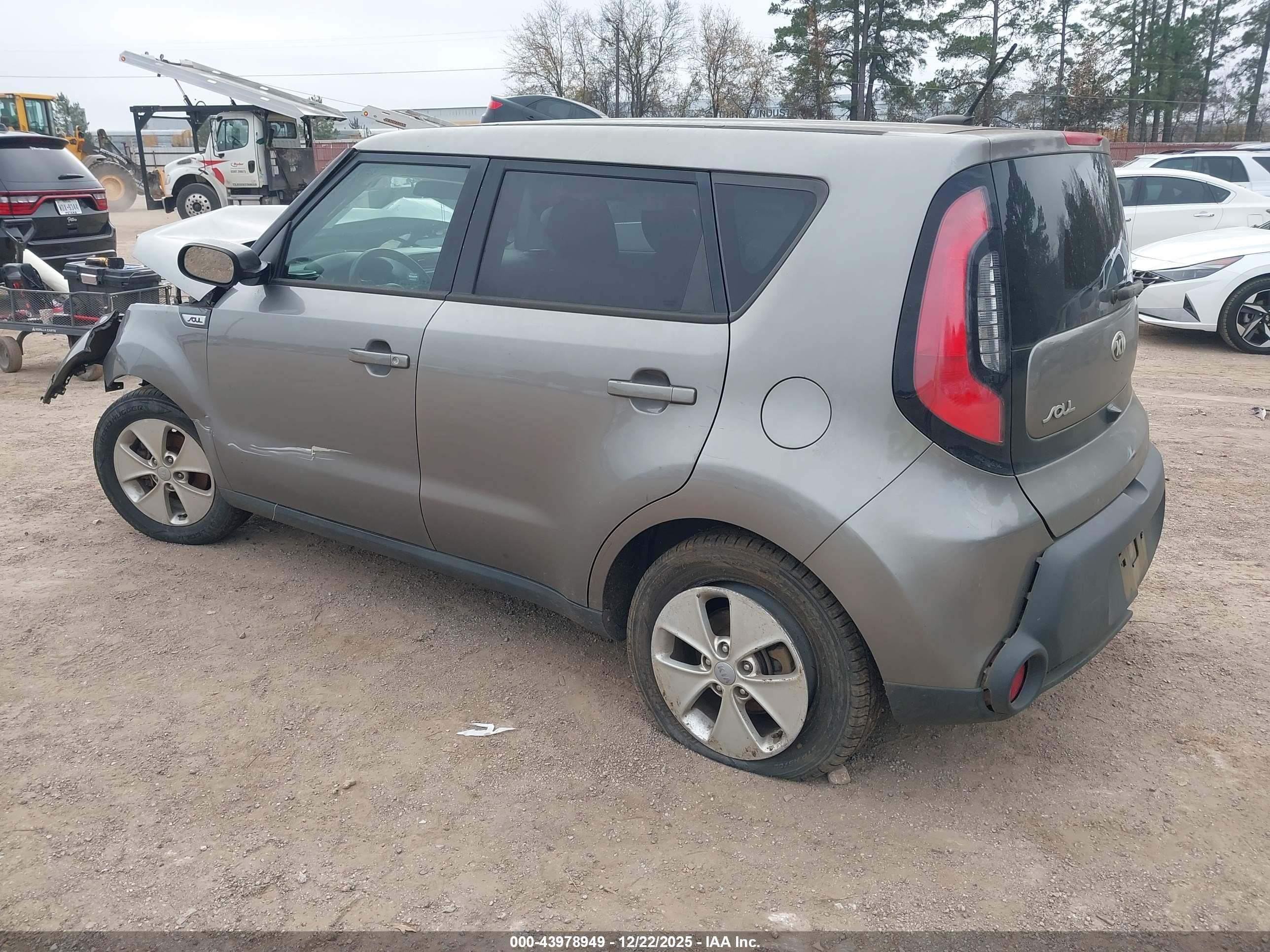 KIA SOUL image 3