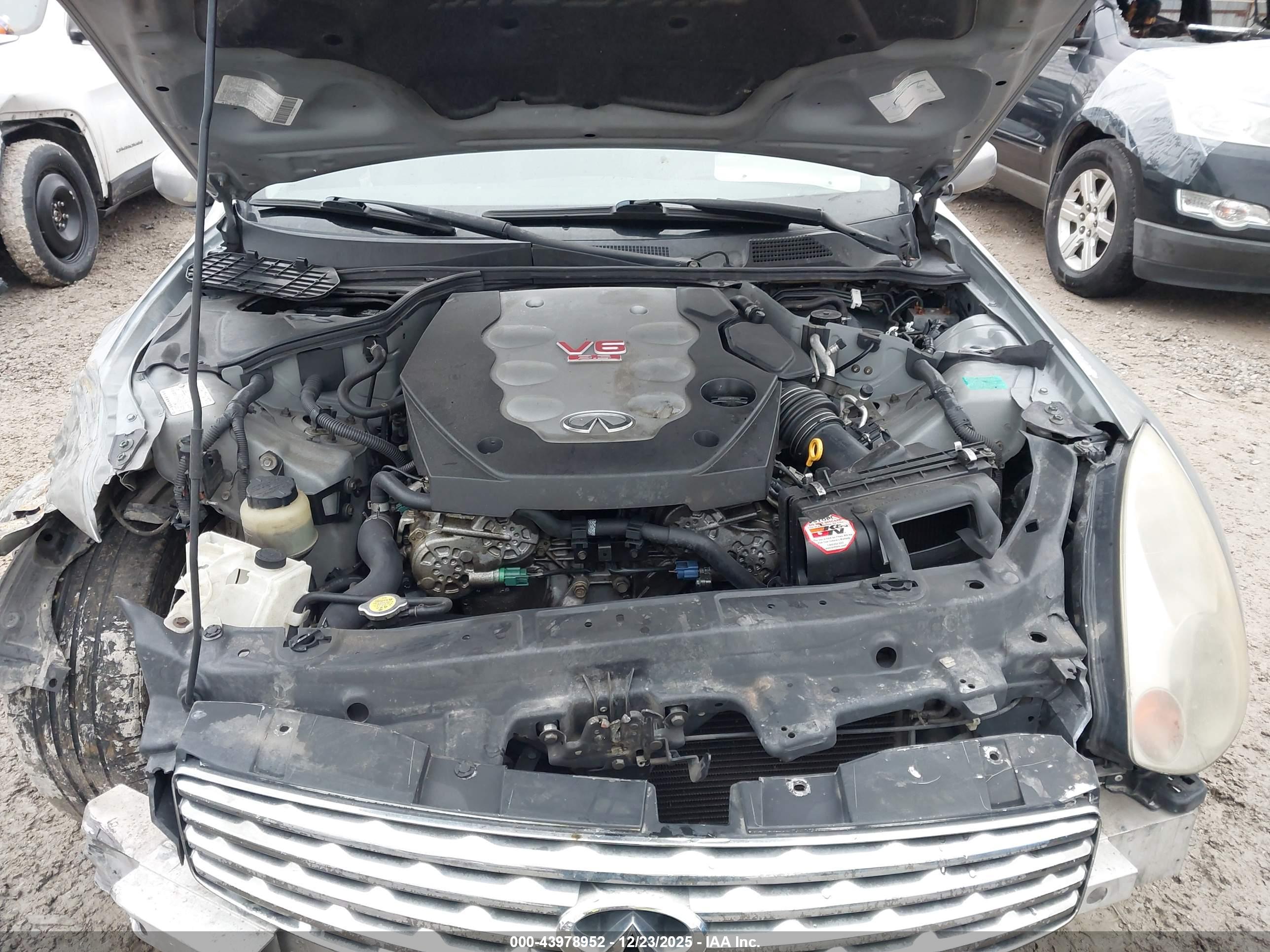 INFINITI G35 image 10
