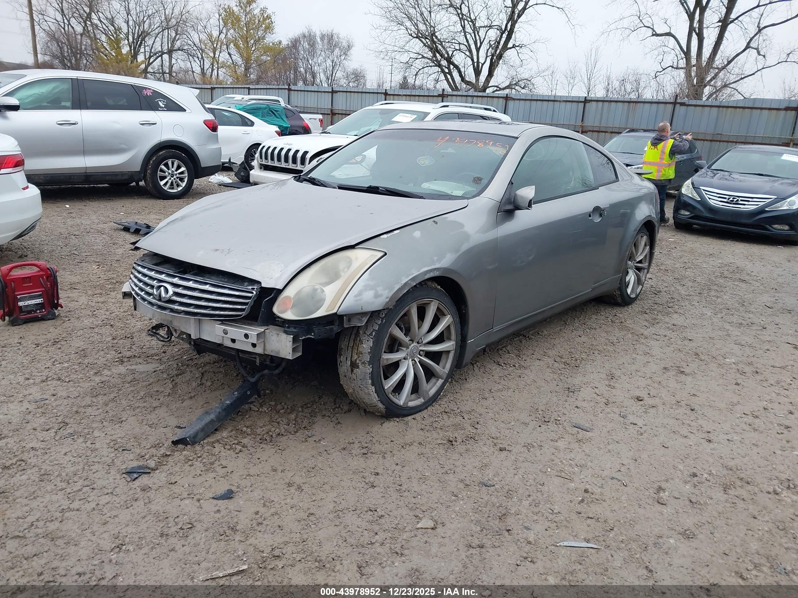 INFINITI G35 image 2