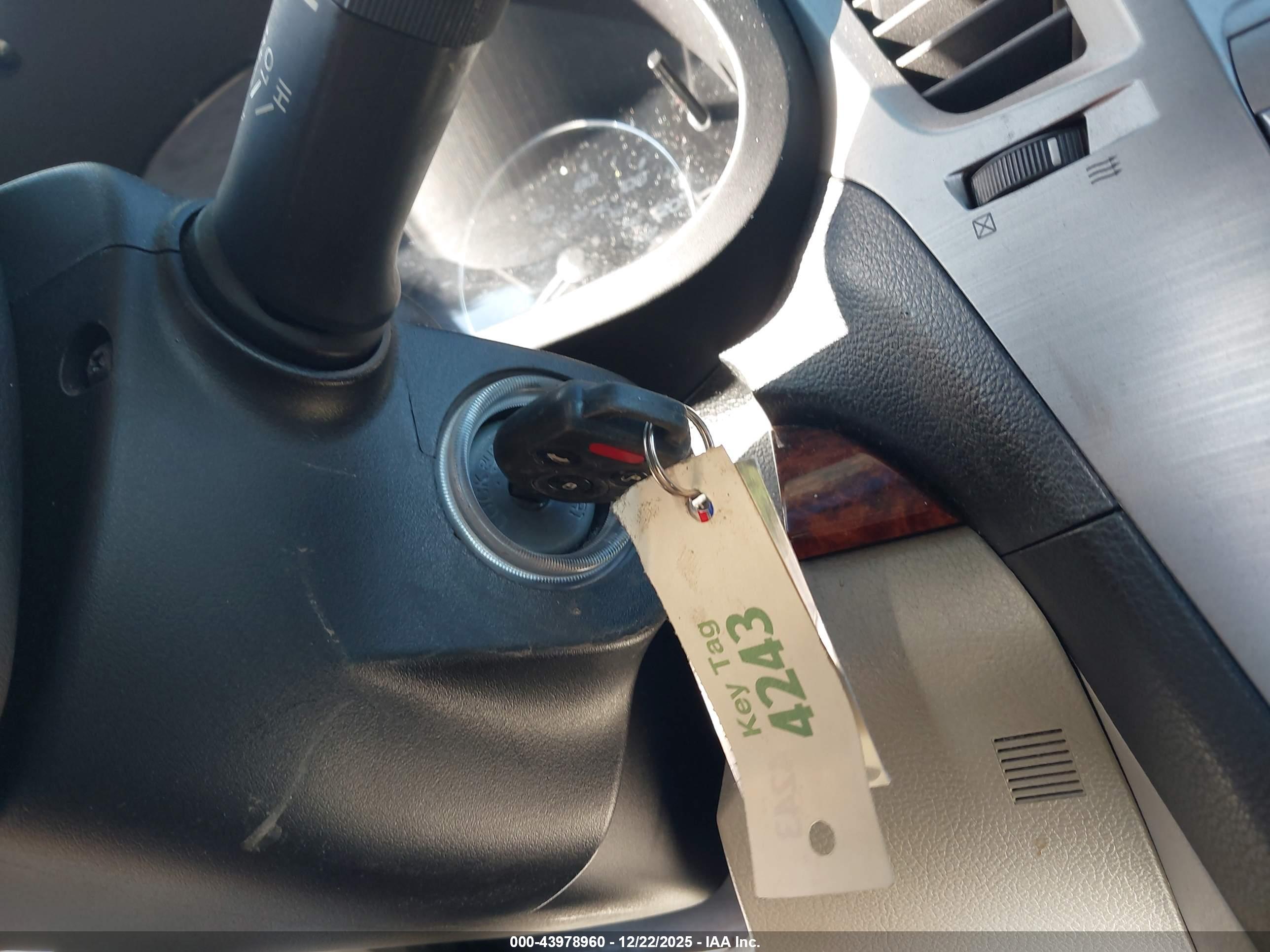 SUBARU OUTBACK image 11