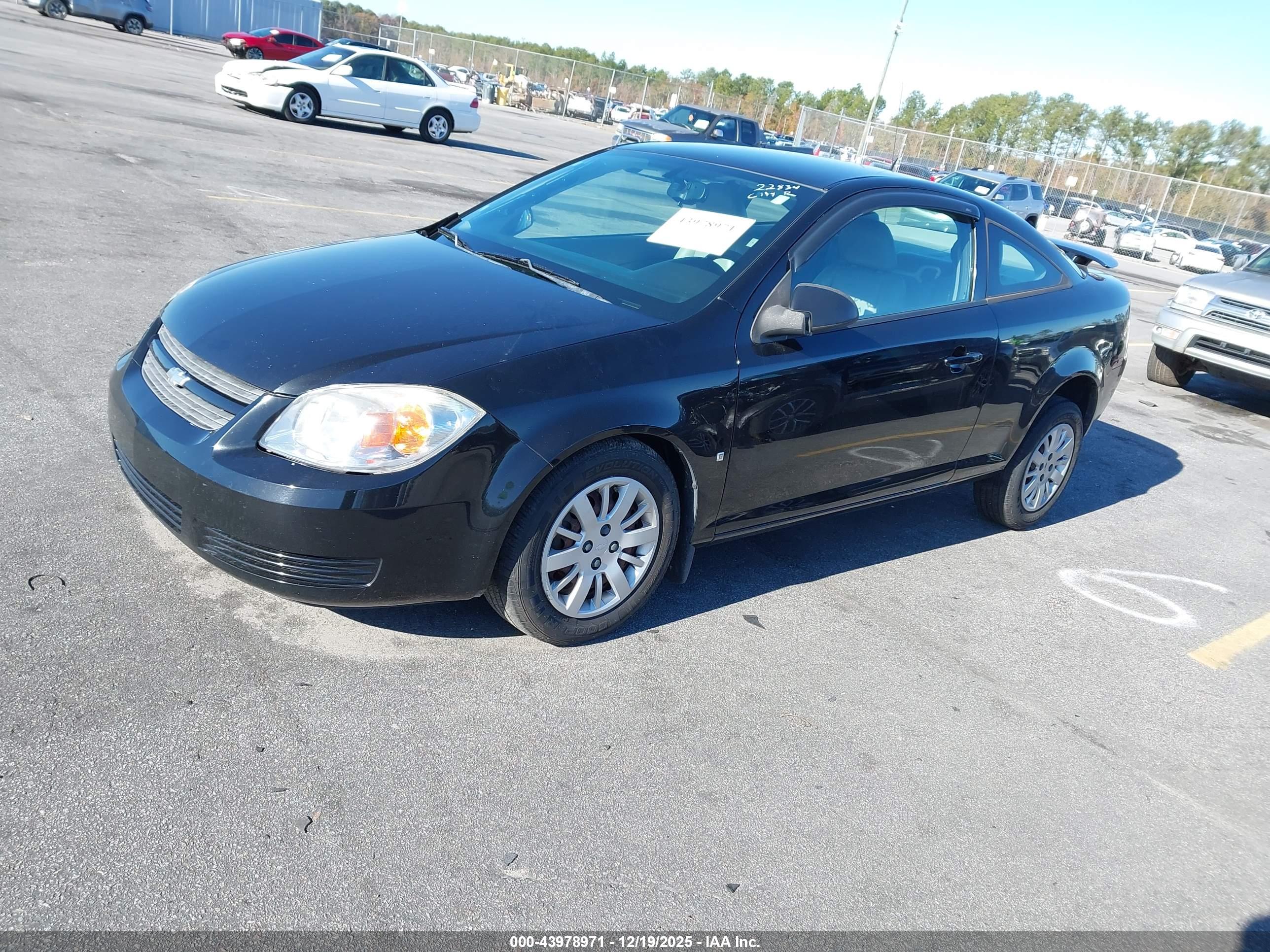 CHEVROLET COBALT image 2