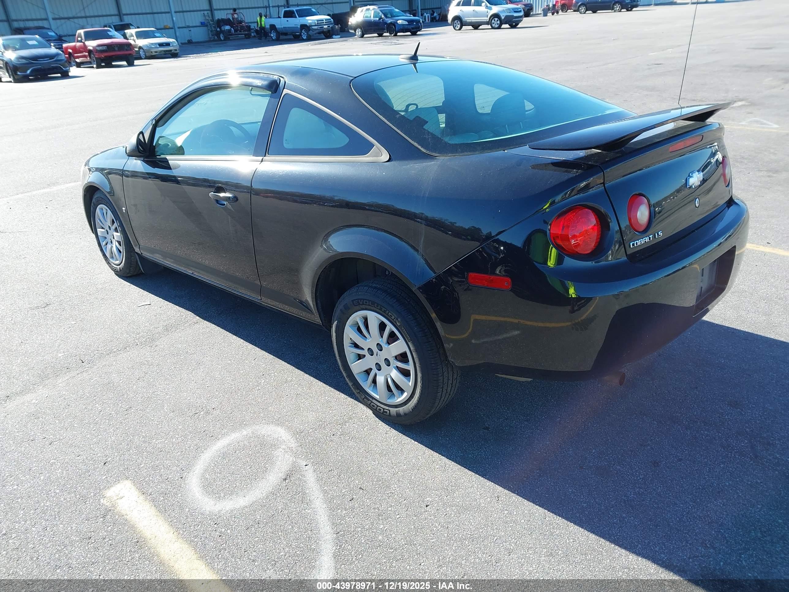 CHEVROLET COBALT image 3