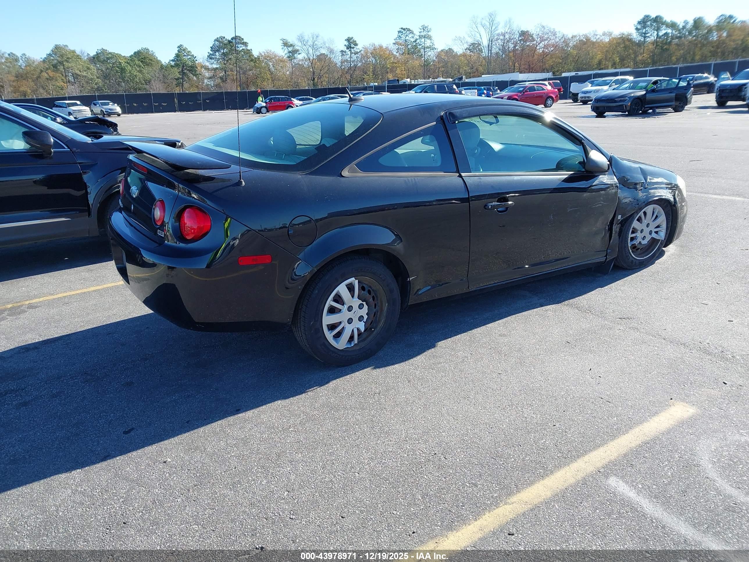 CHEVROLET COBALT image 4