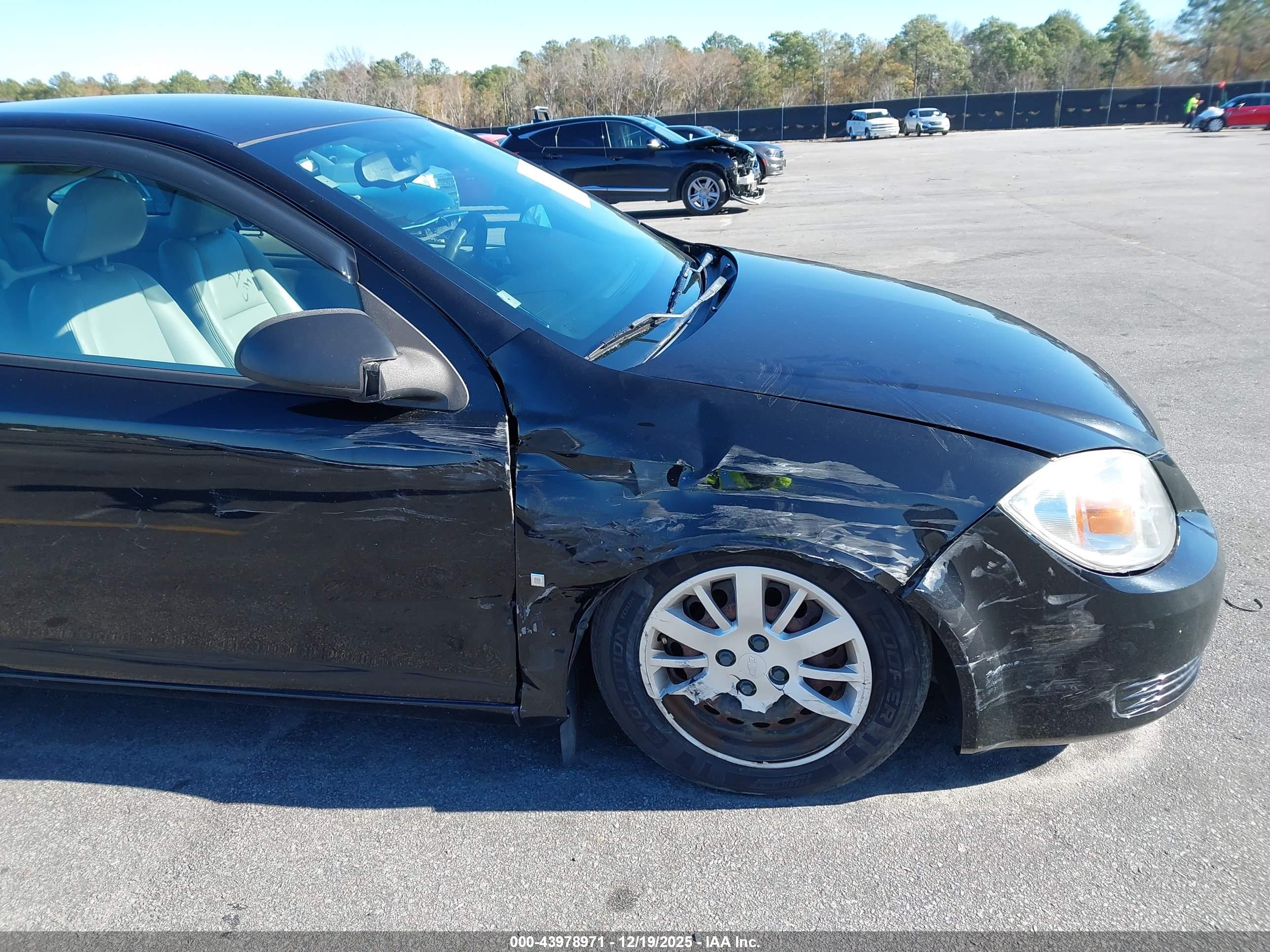 CHEVROLET COBALT image 6