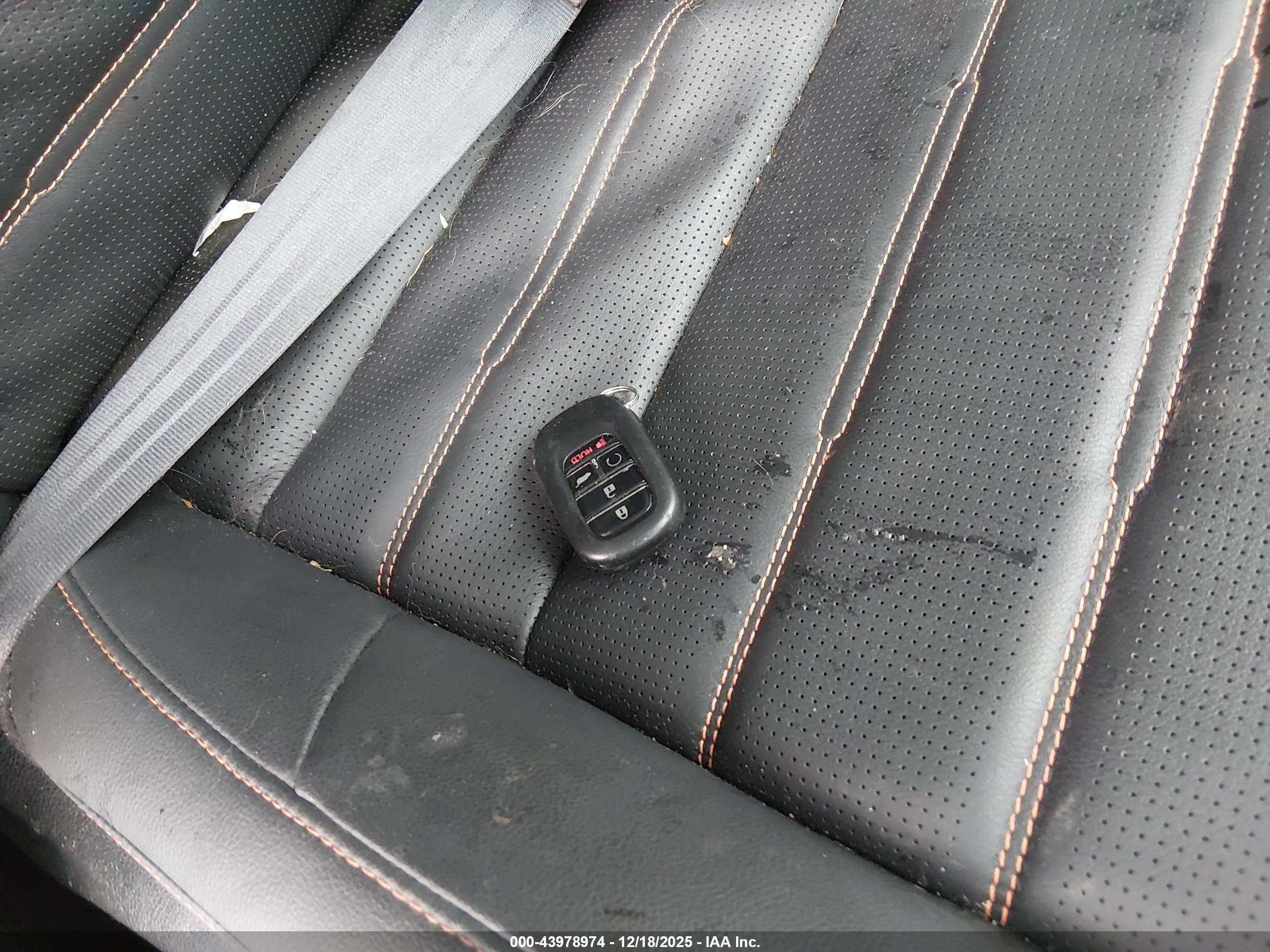 HONDA CR-V image 11
