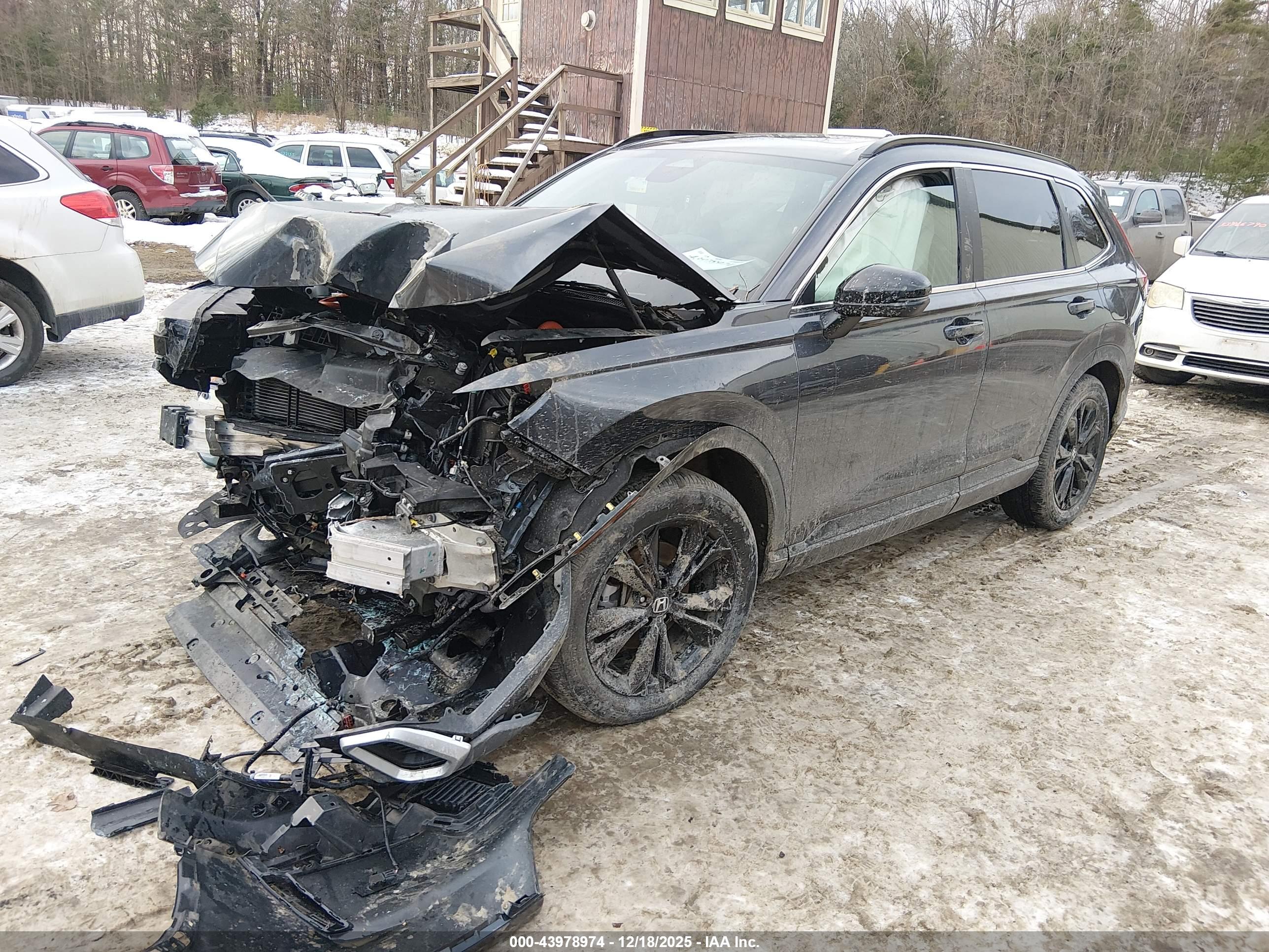 HONDA CR-V image 2