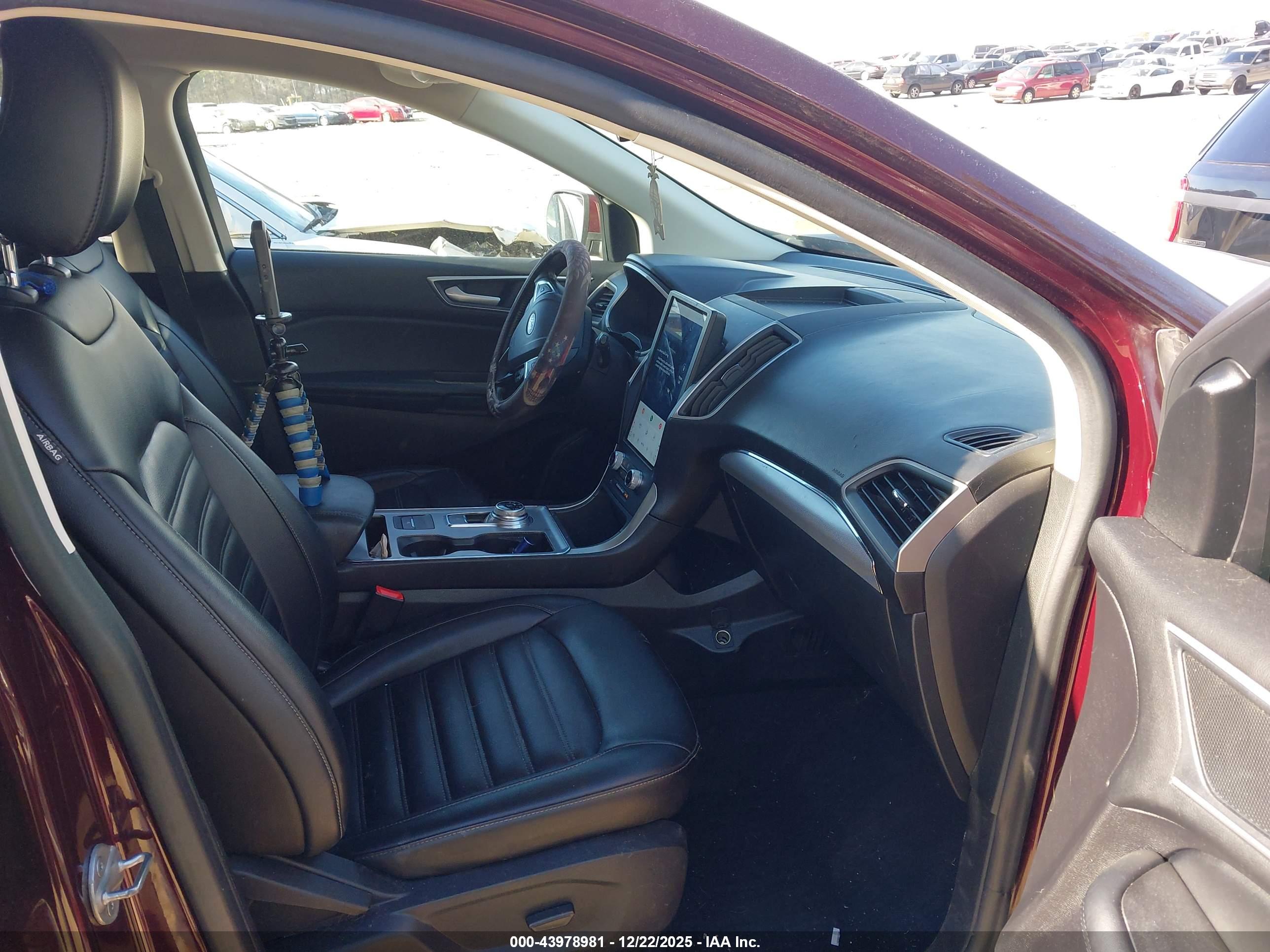 FORD EDGE image 5