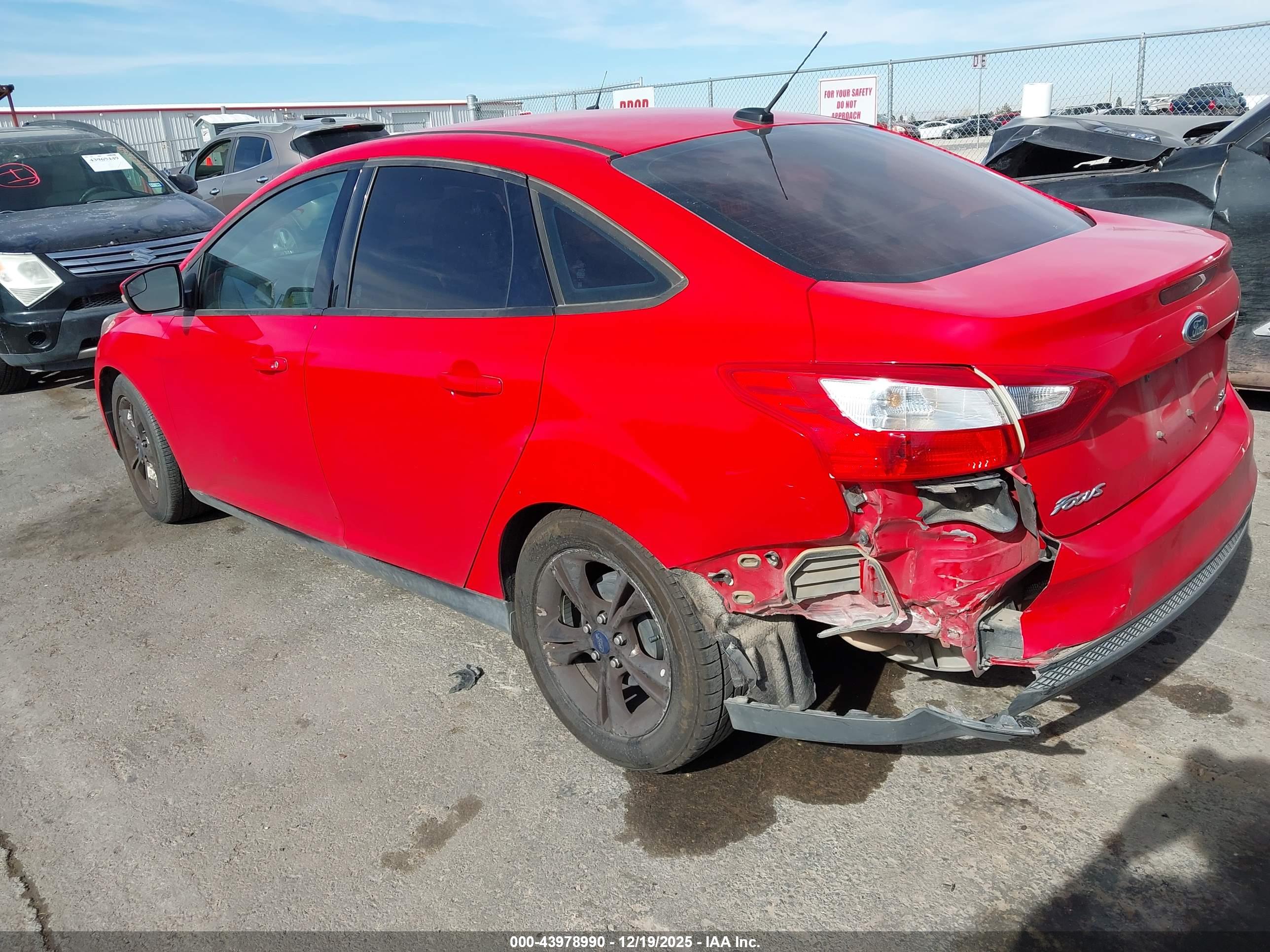 FORD FOCUS image 3