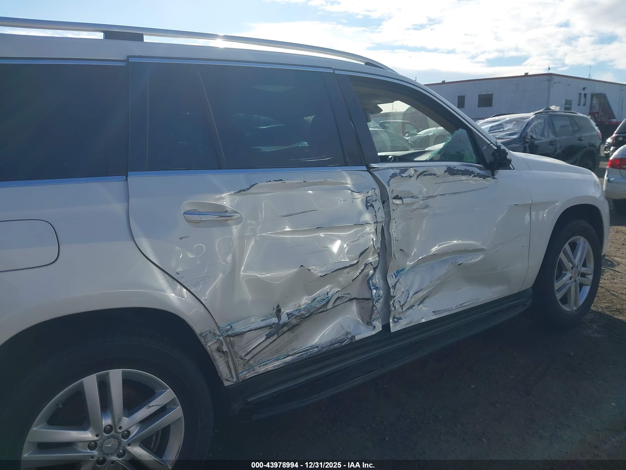 MERCEDES-BENZ GL image 6
