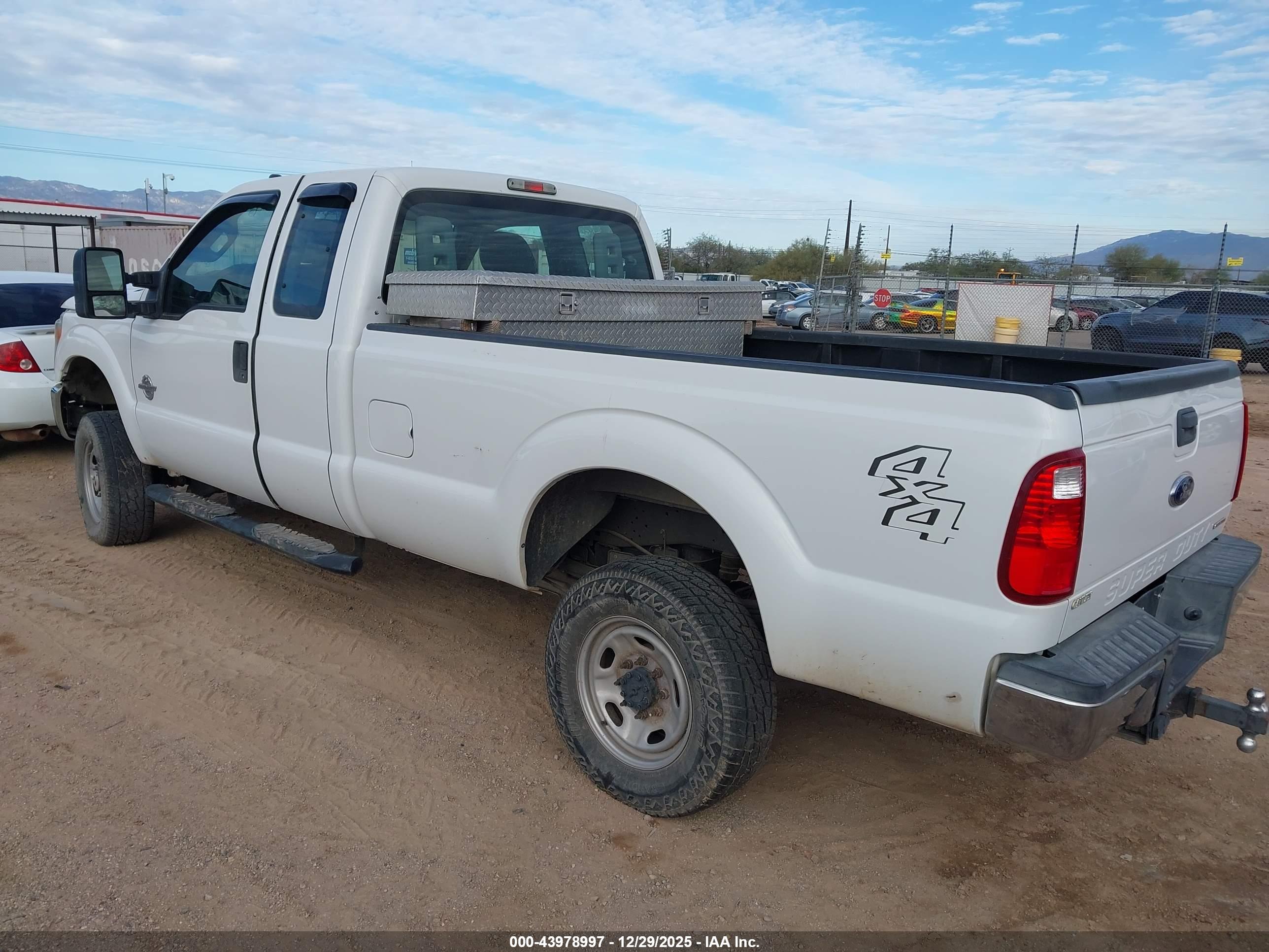 FORD F-250 image 3