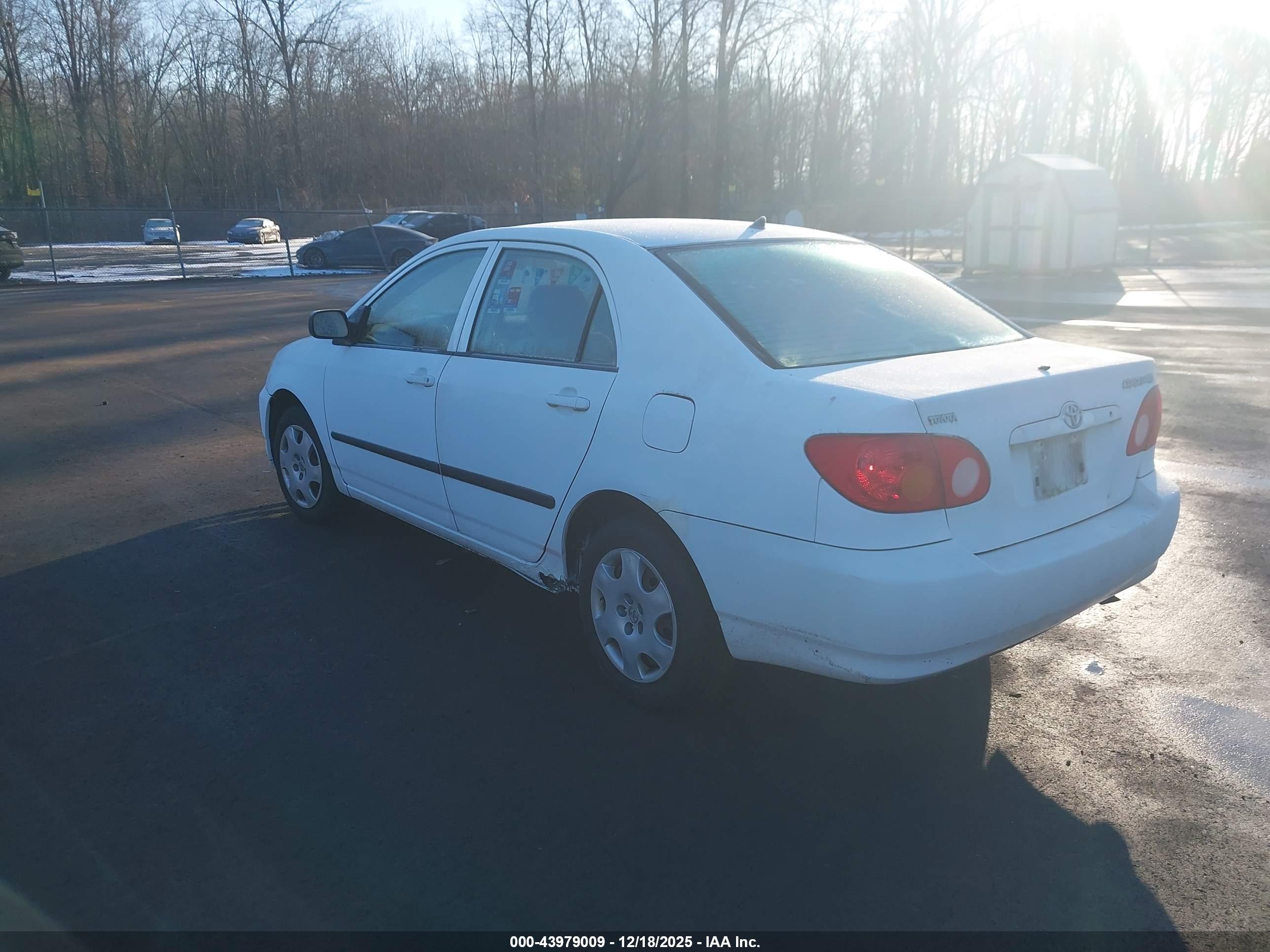 TOYOTA COROLLA image 3