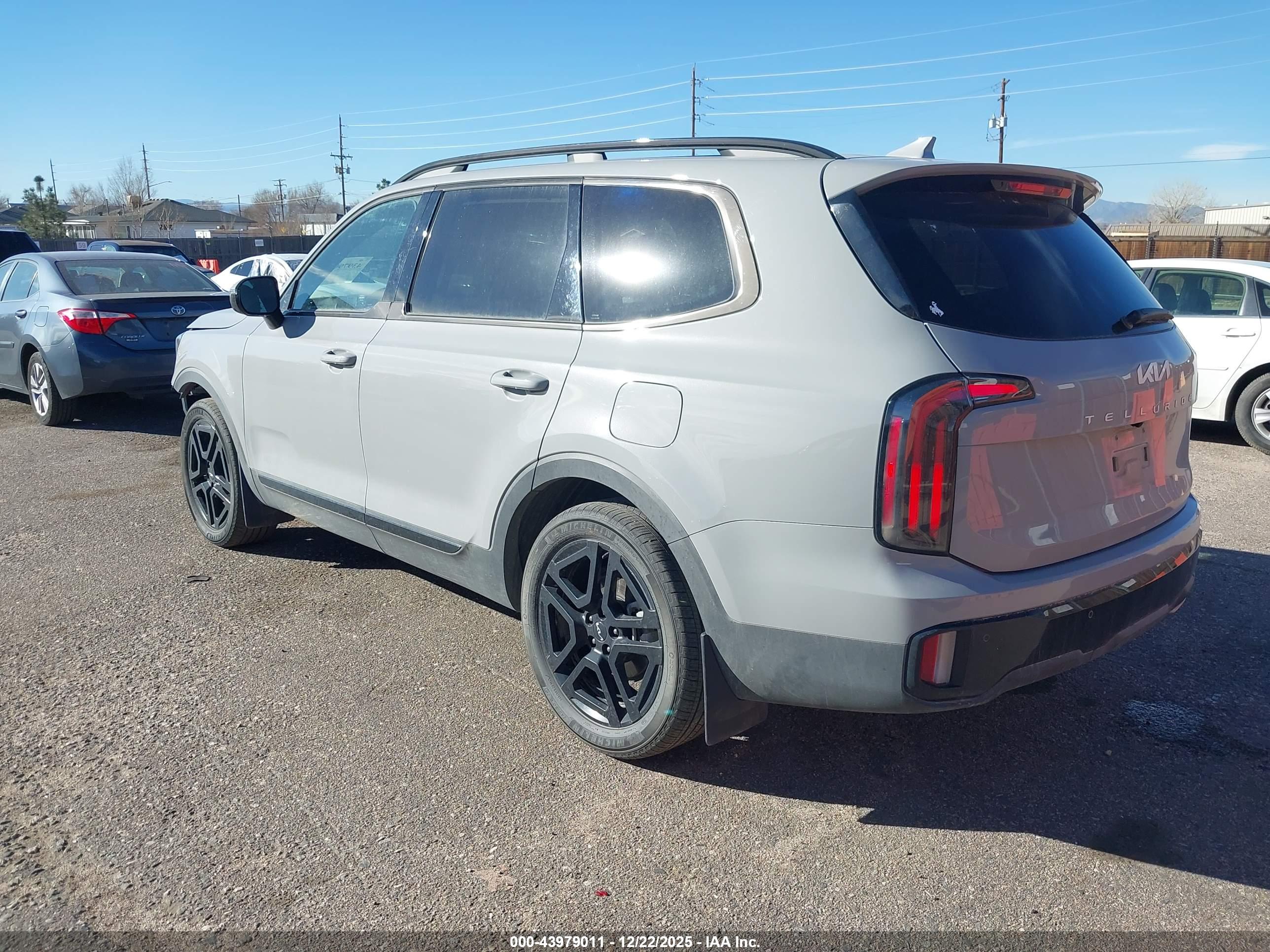 KIA TELLURIDE image 3