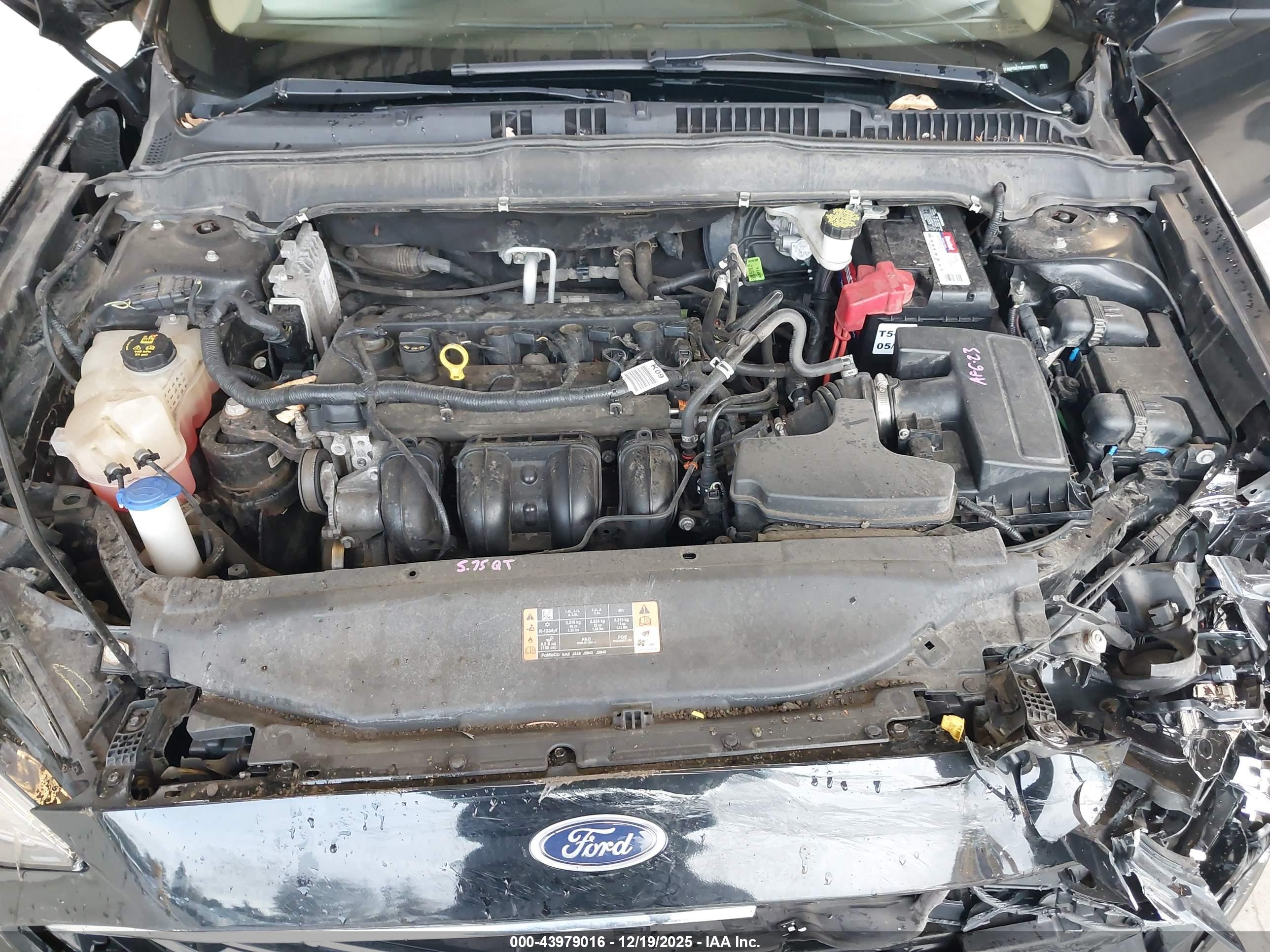 FORD FUSION image 10