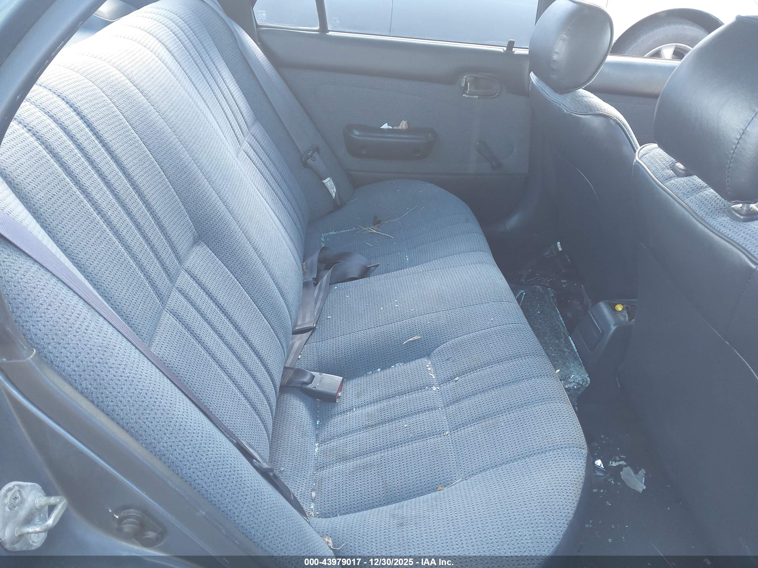 TOYOTA COROLLA image 8
