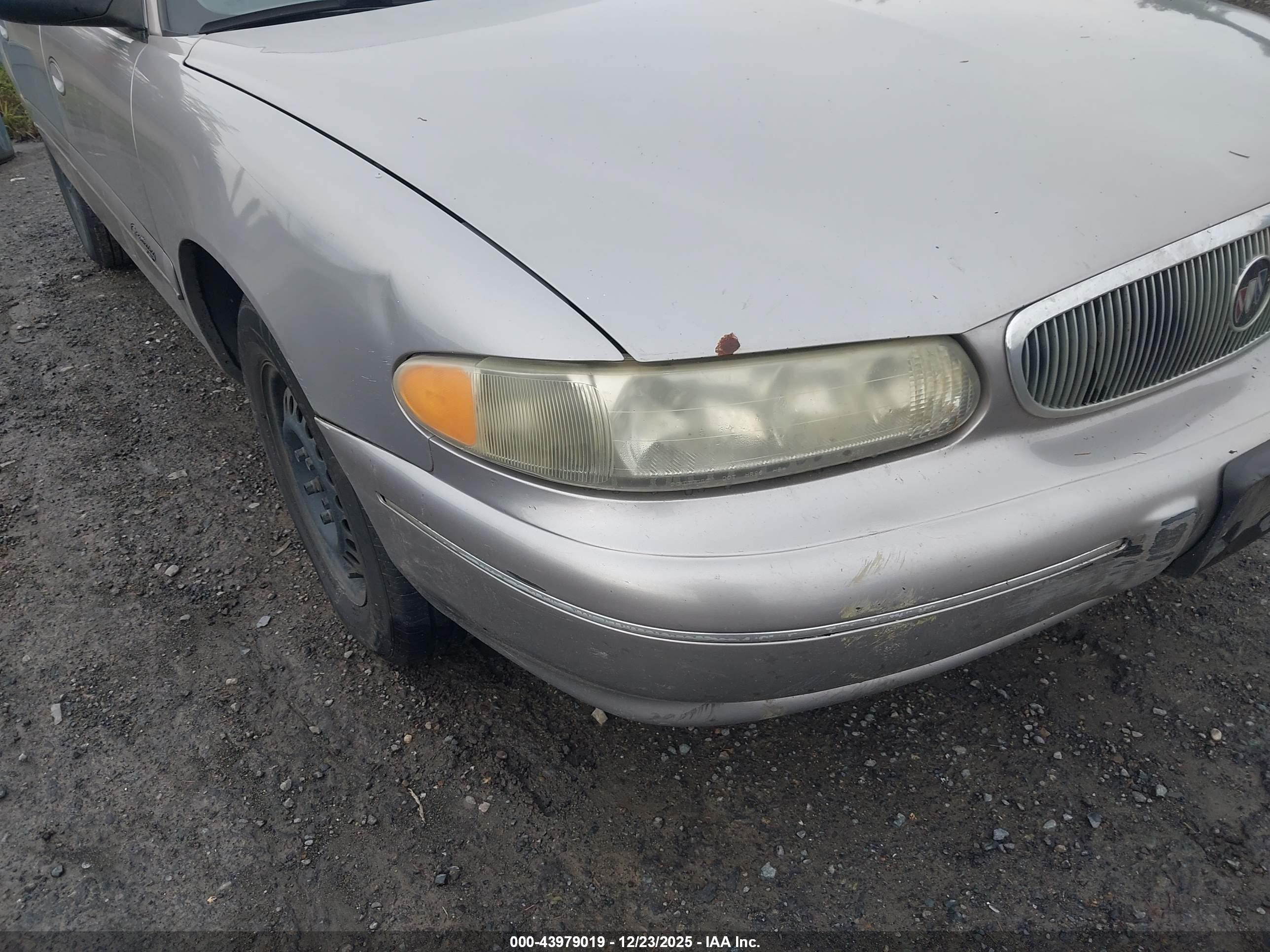 BUICK CENTURY image 6