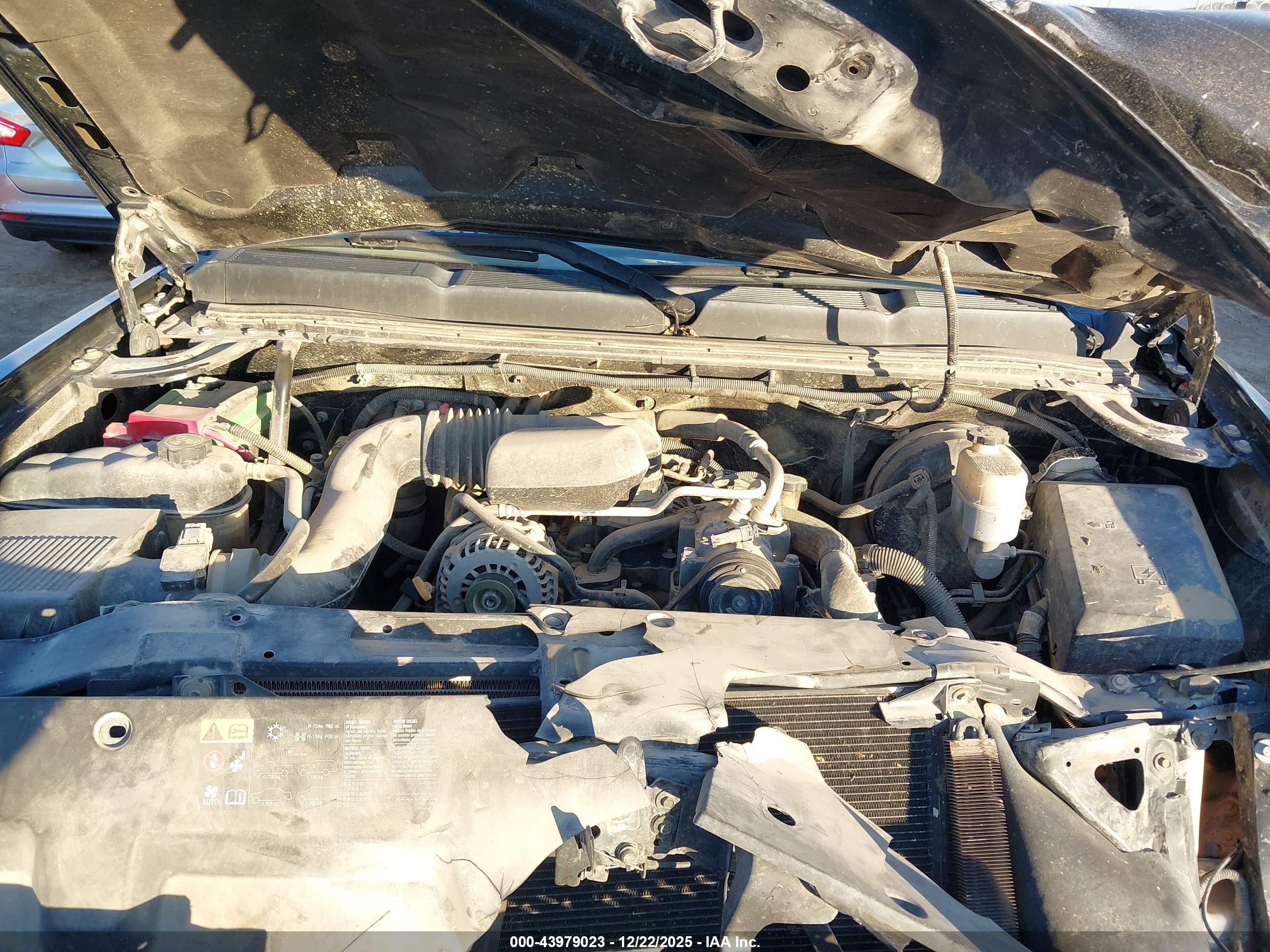 CHEVROLET SILVERADO image 10