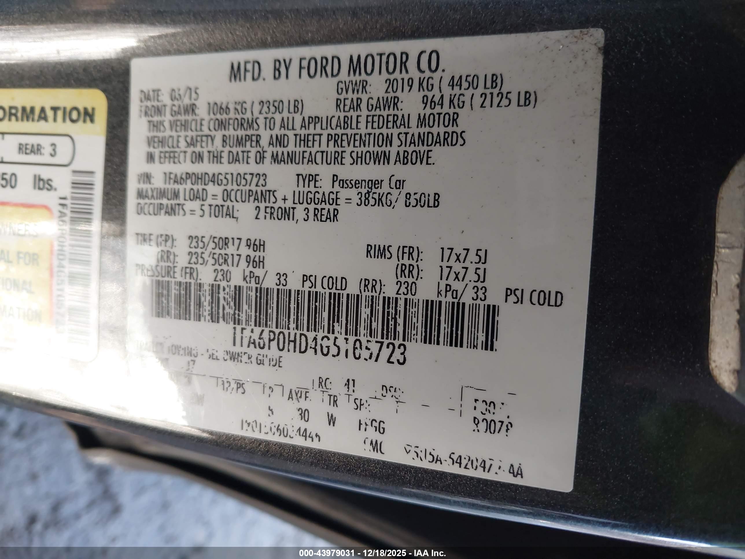 FORD FUSION image 9