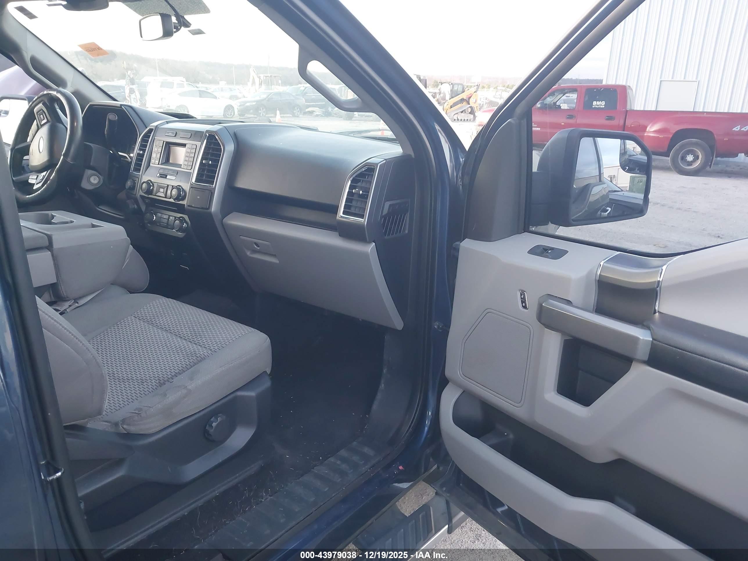 FORD F-150 image 5