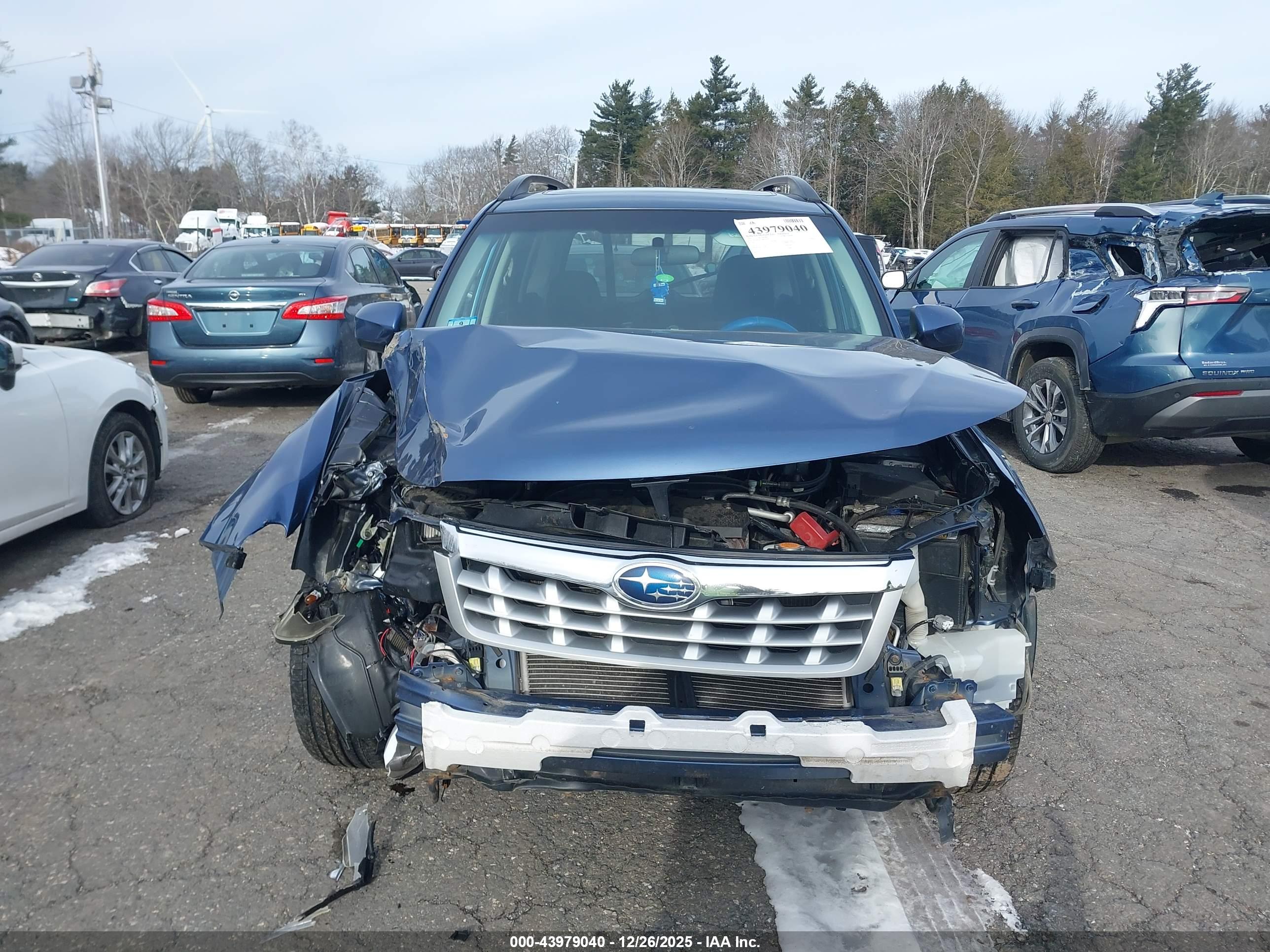 SUBARU FORESTER image 6