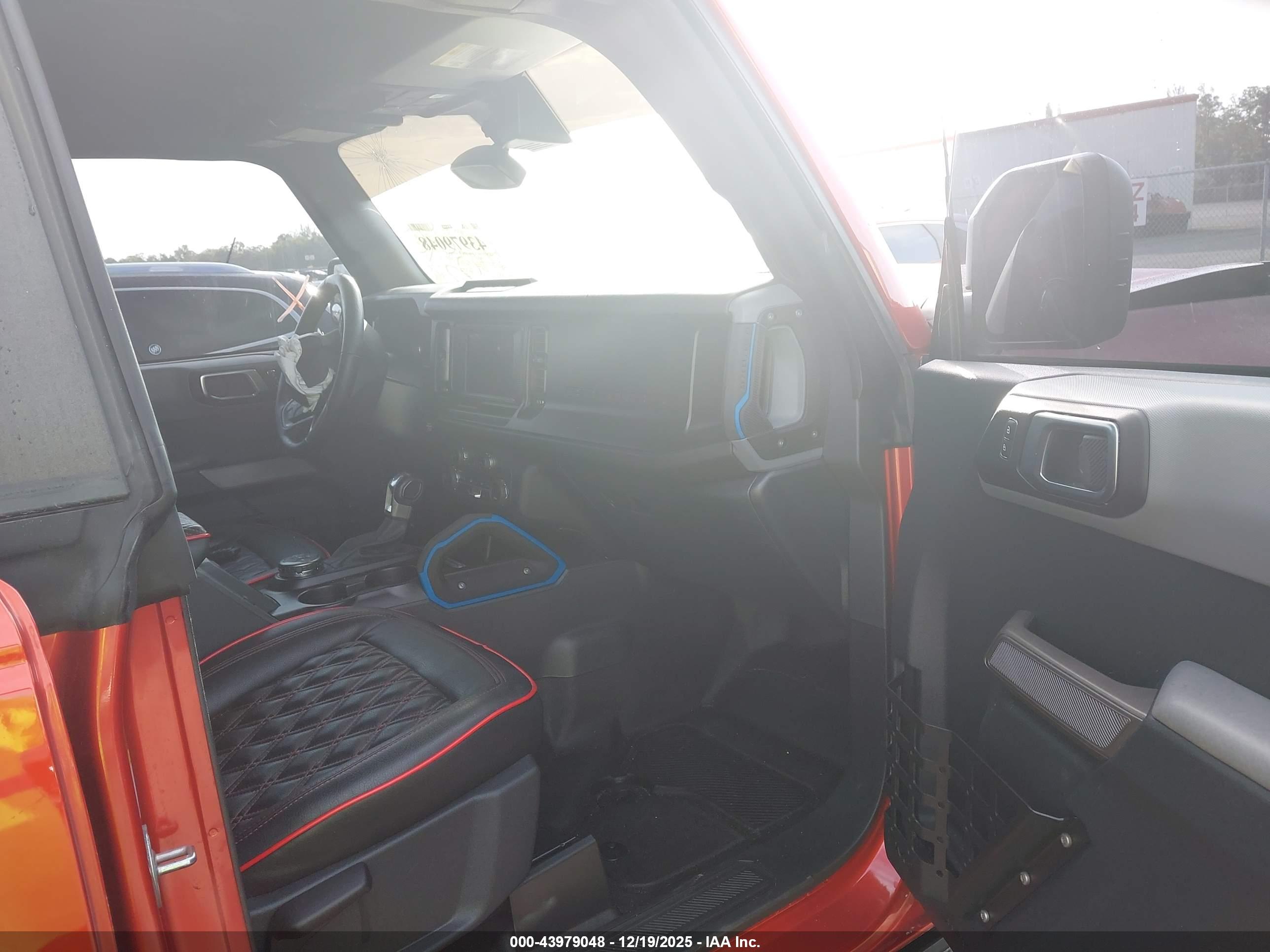 FORD BRONCO image 5