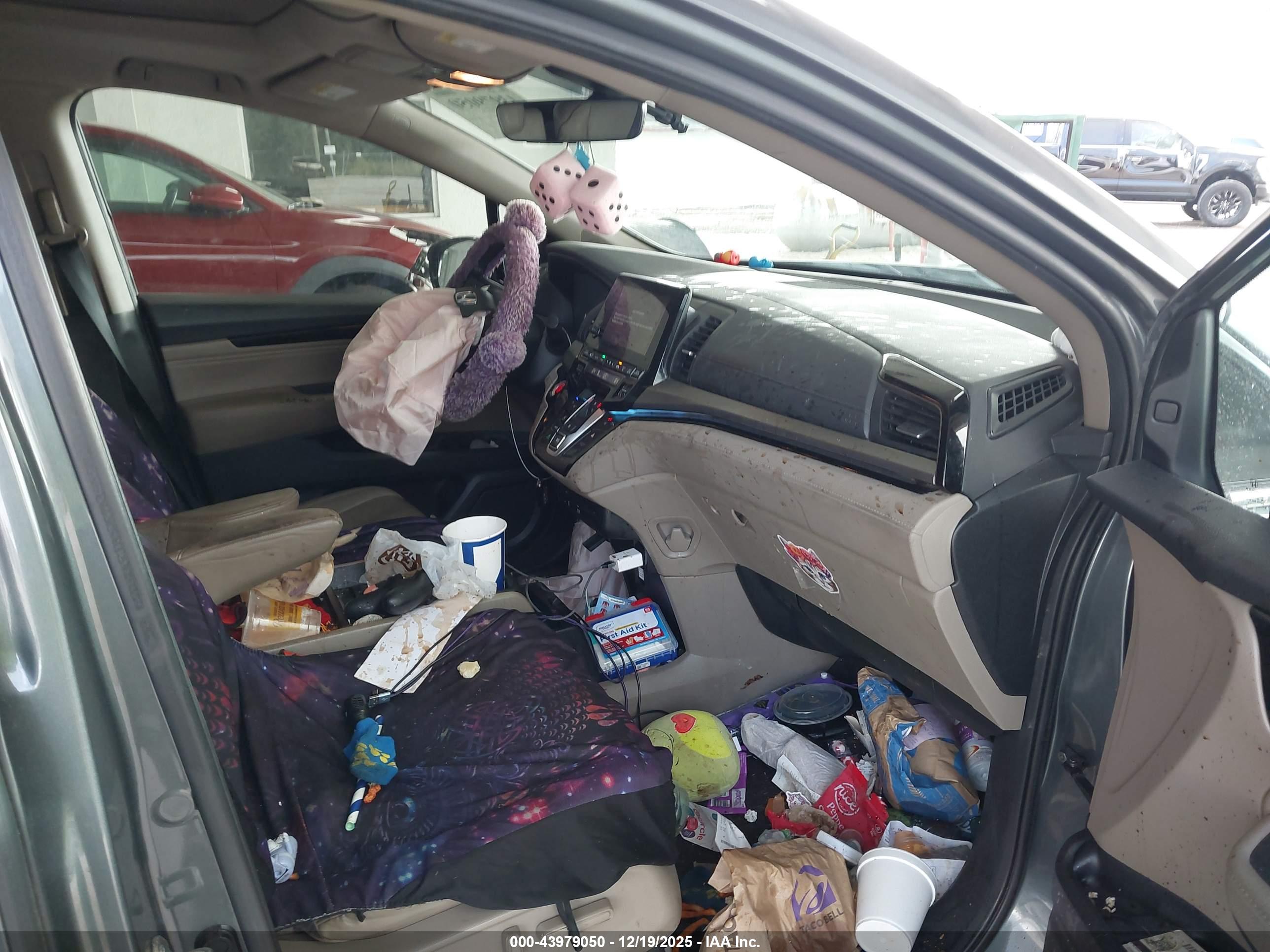 HONDA ODYSSEY image 5