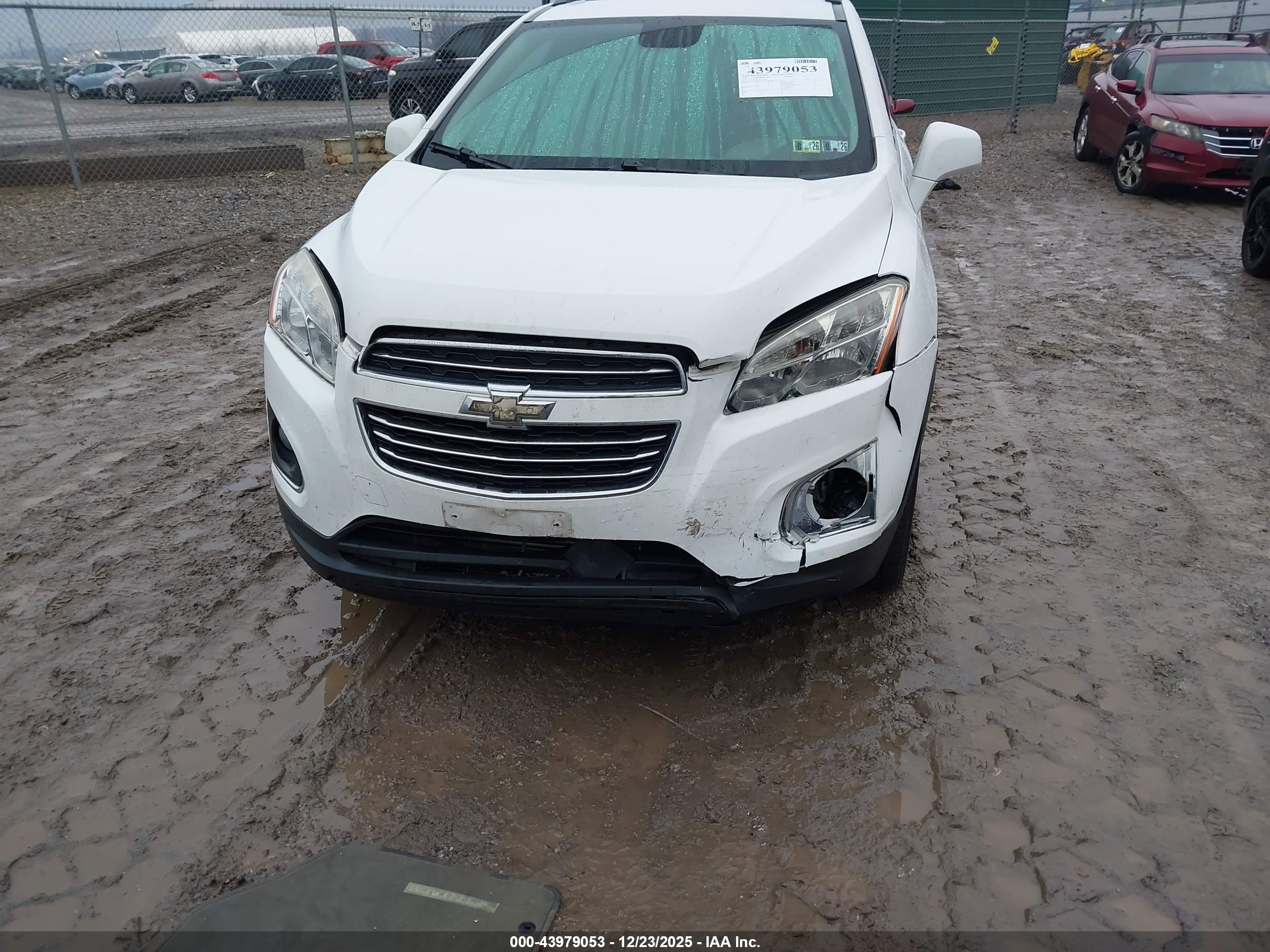 CHEVROLET TRAX image 6