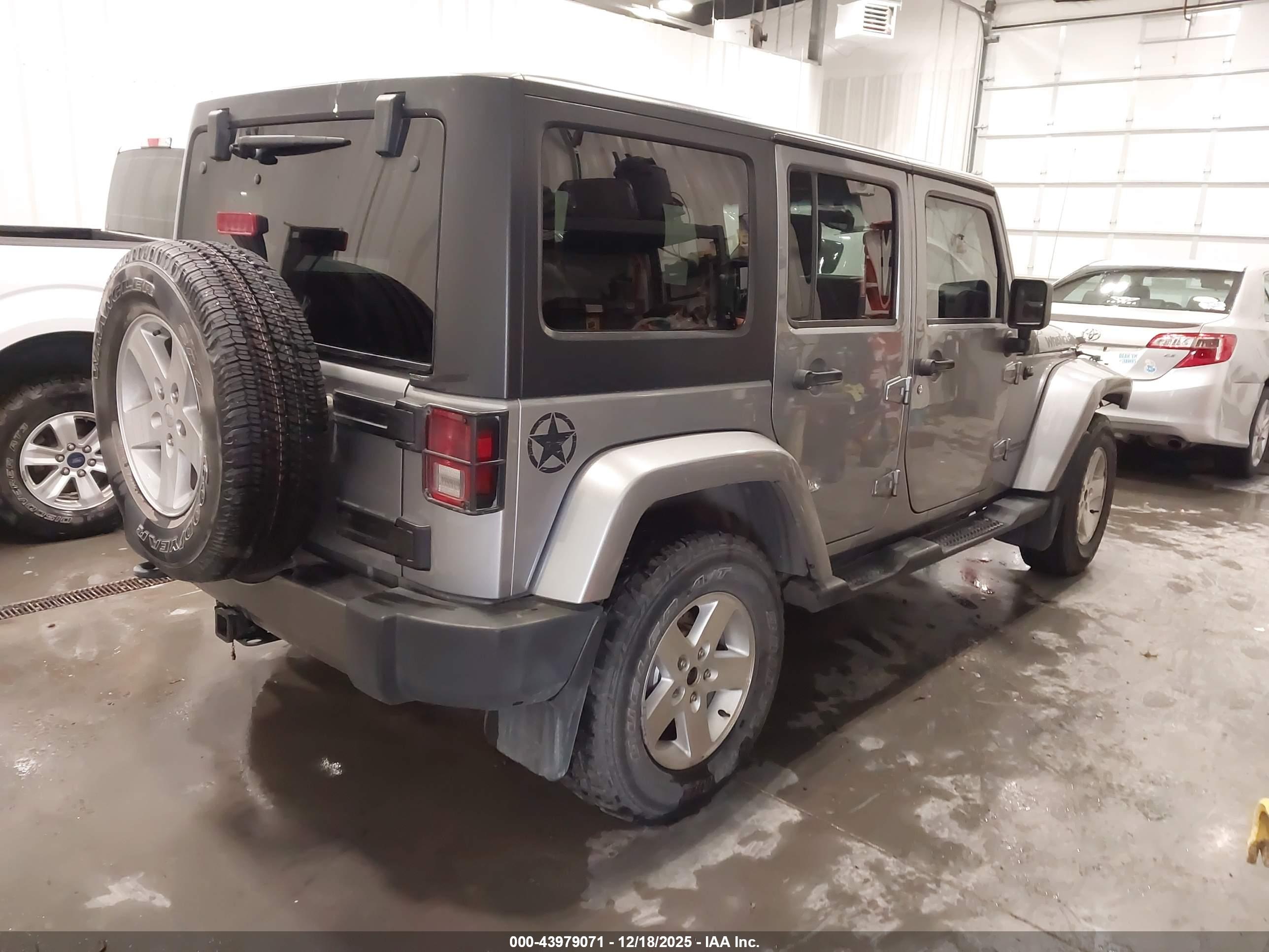 JEEP WRANGLER image 4
