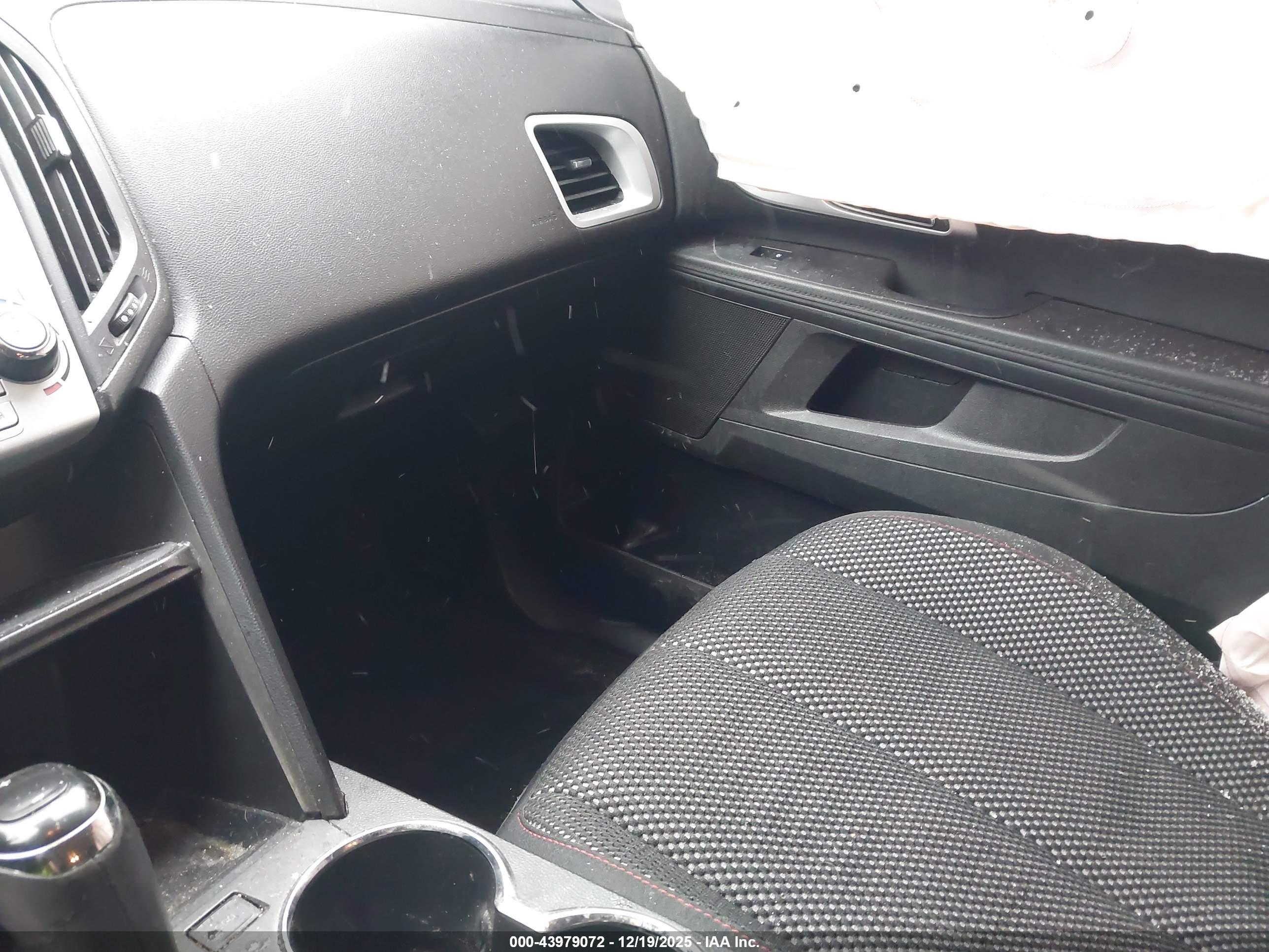 CHEVROLET EQUINOX image 5