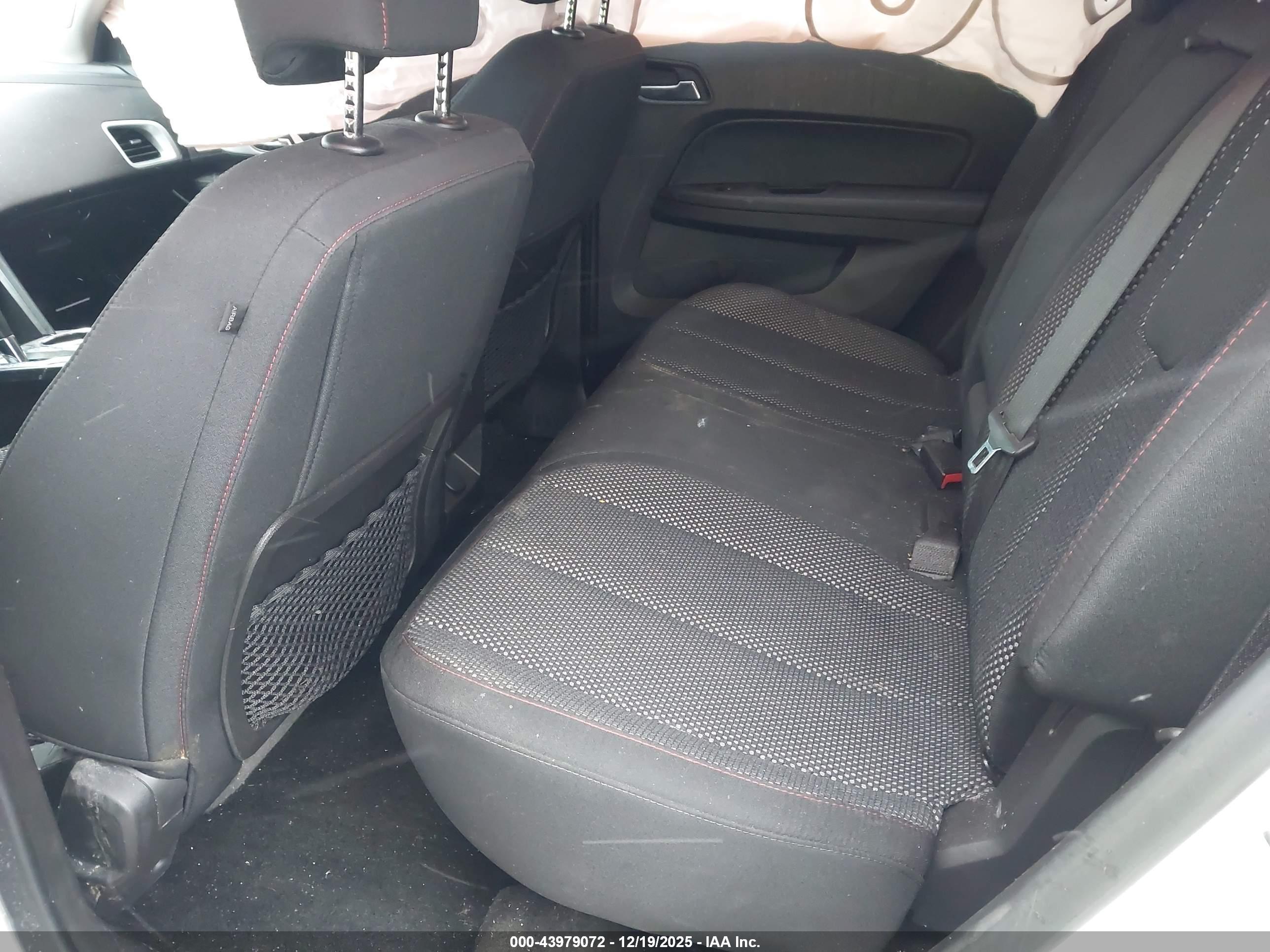 CHEVROLET EQUINOX image 8