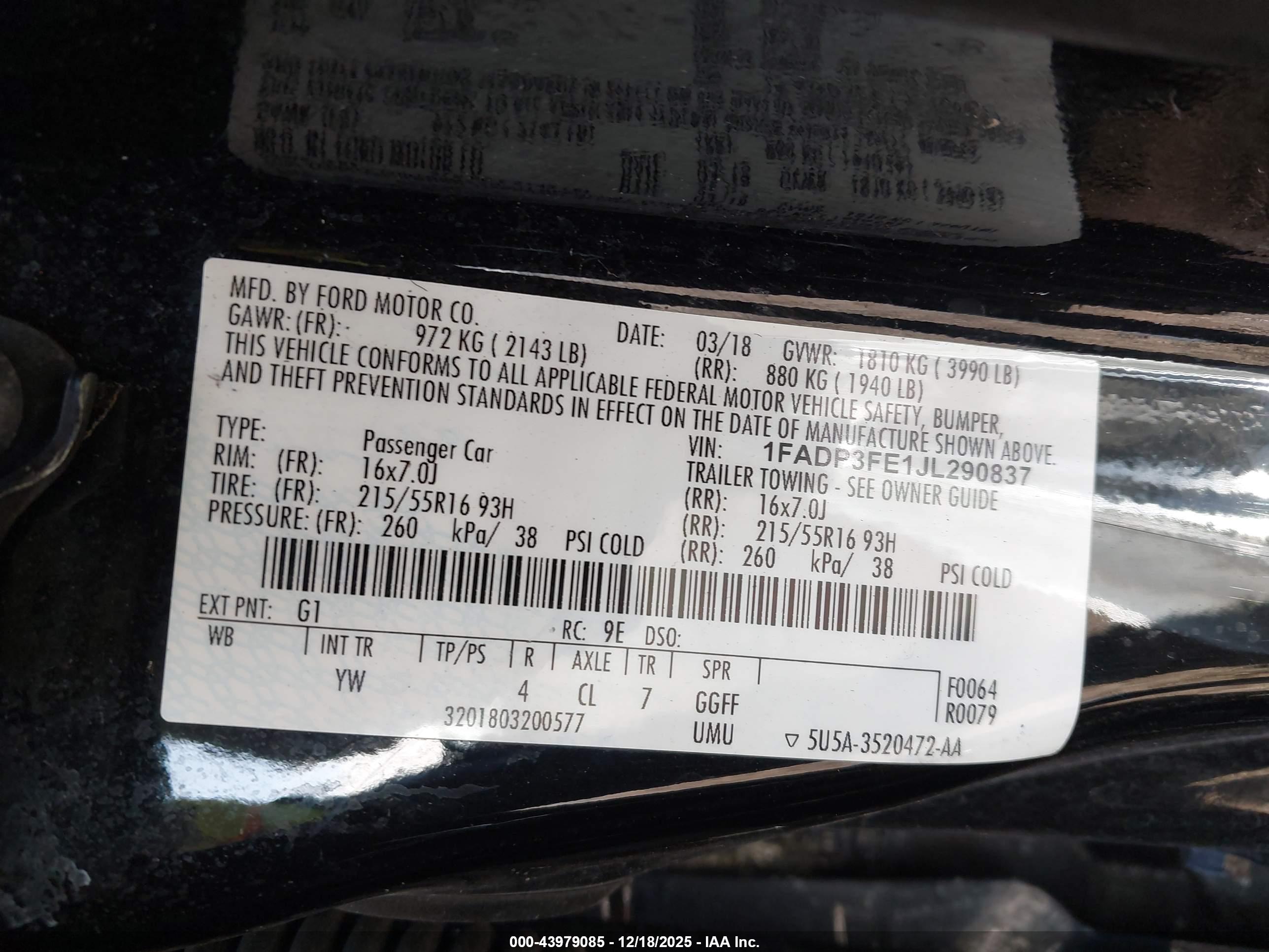 FORD FOCUS image 9