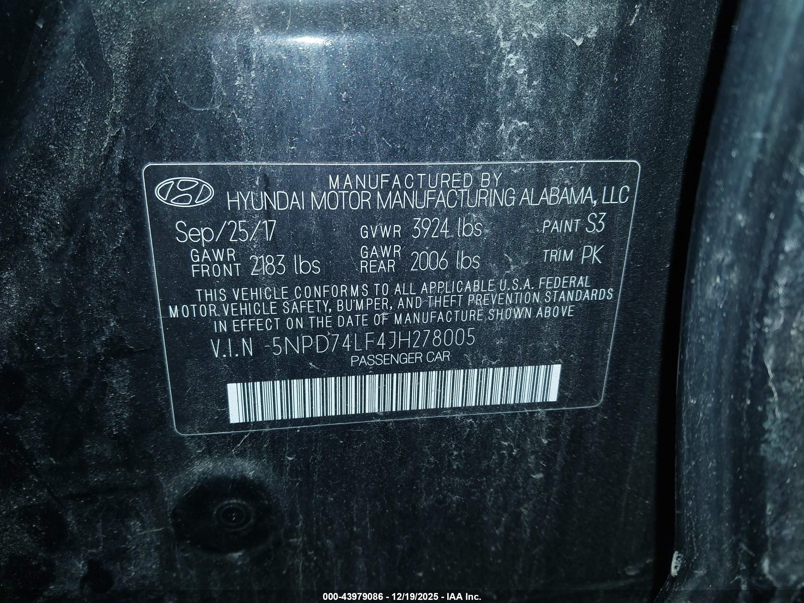 HYUNDAI ELANTRA image 9