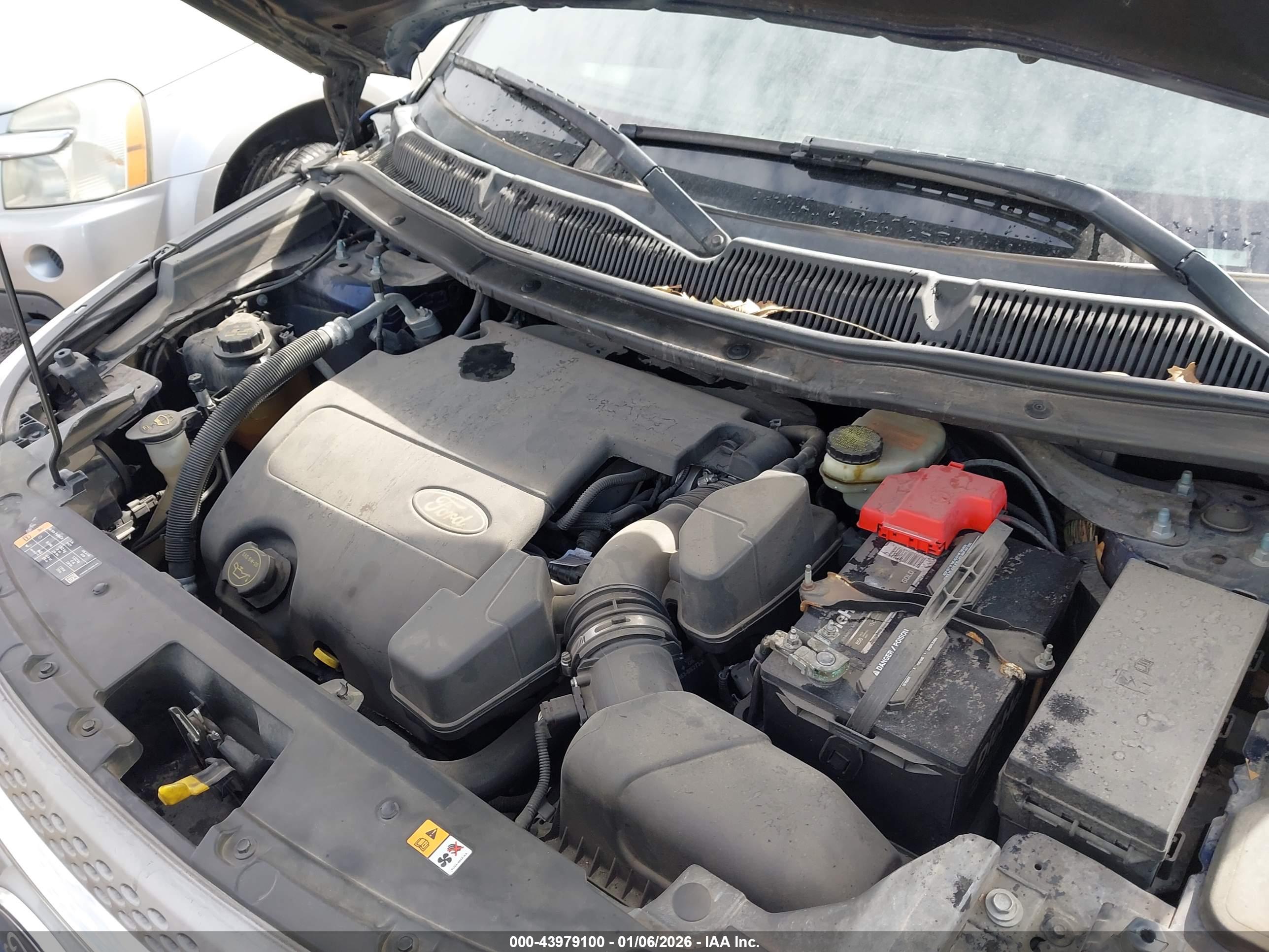 FORD EXPLORER image 10