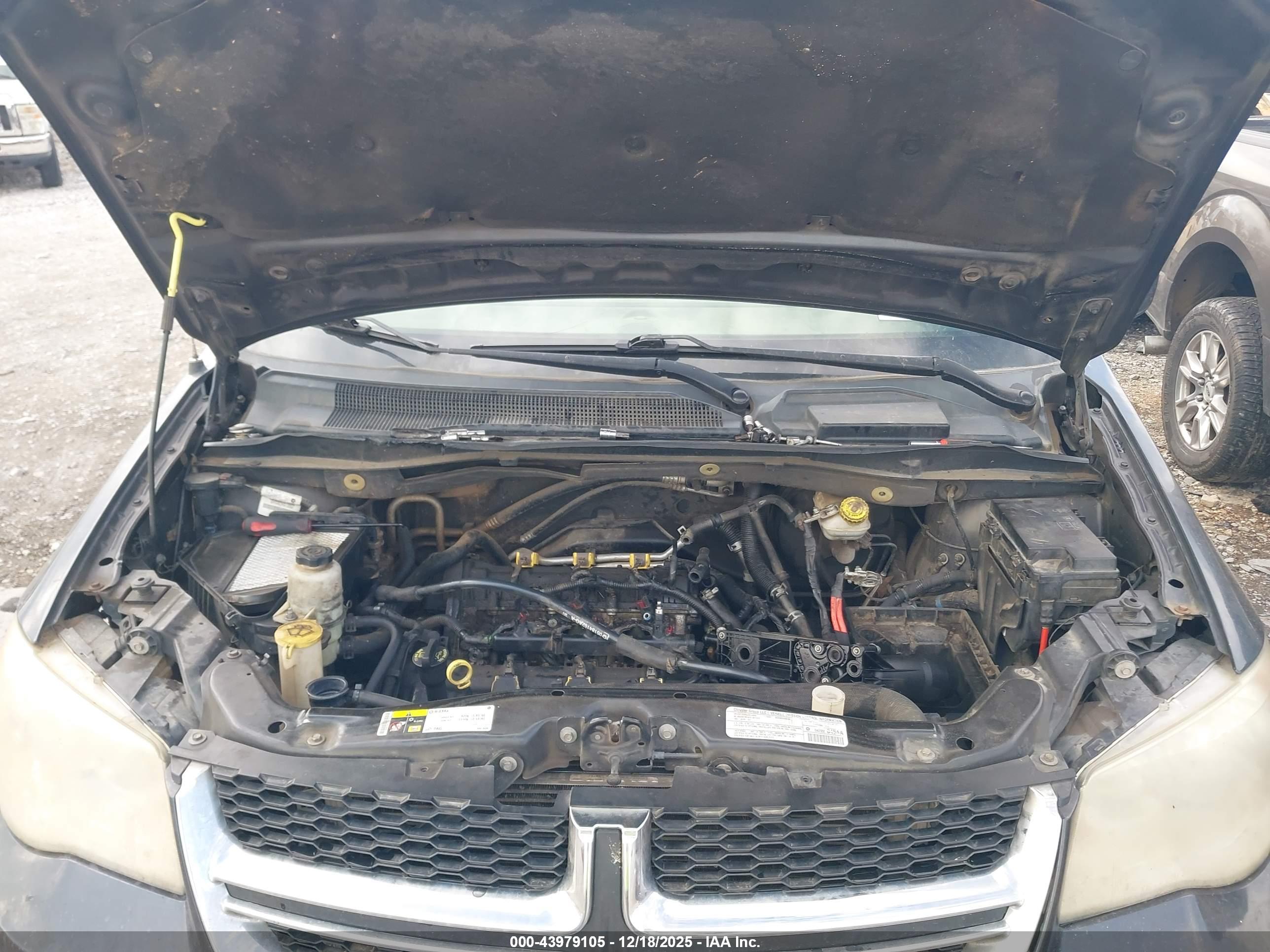 DODGE GRAND image 10